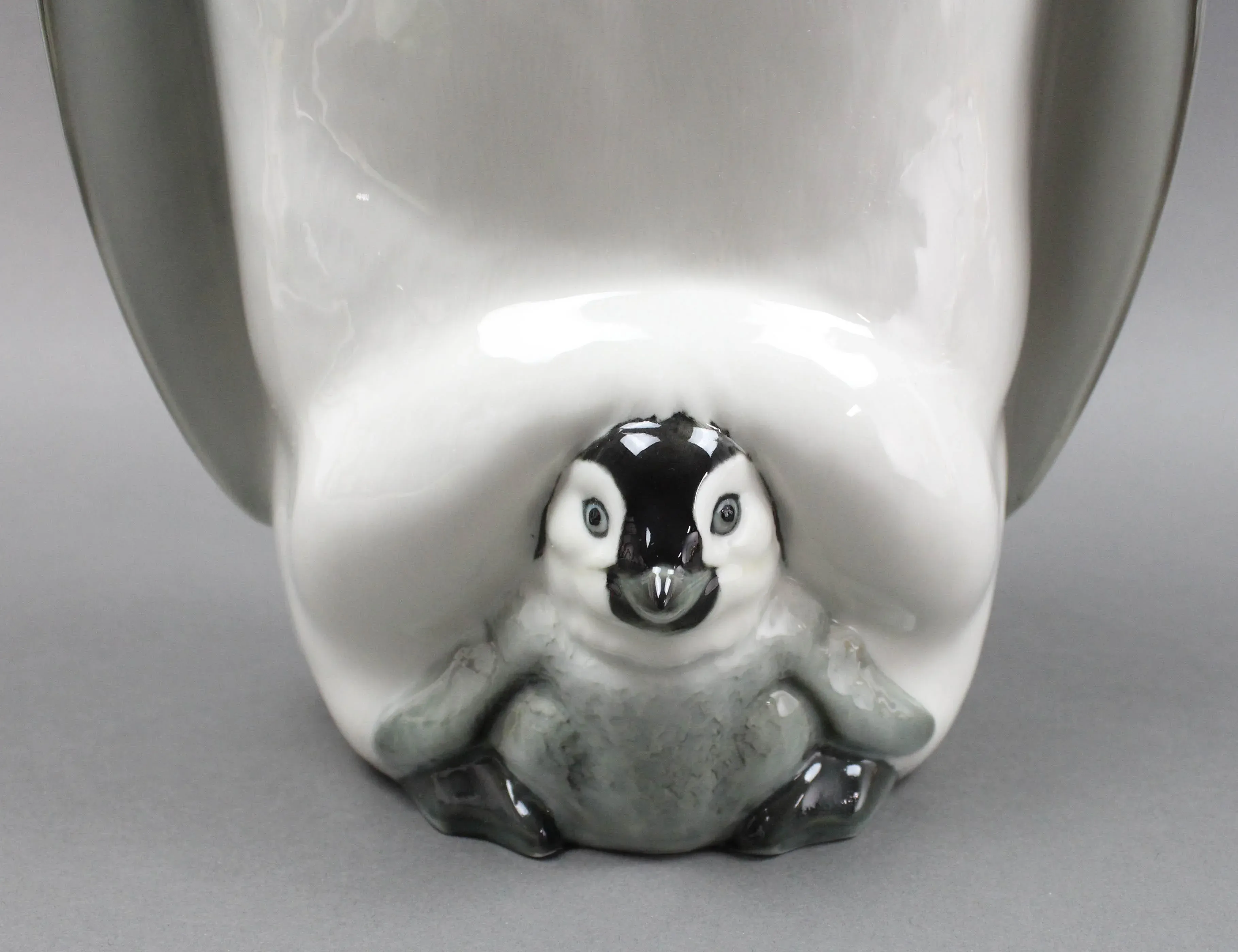 希少！ドイツ製 Hutschenreuther Viktoria 淡いペール Hutschenreuther Porcelain 