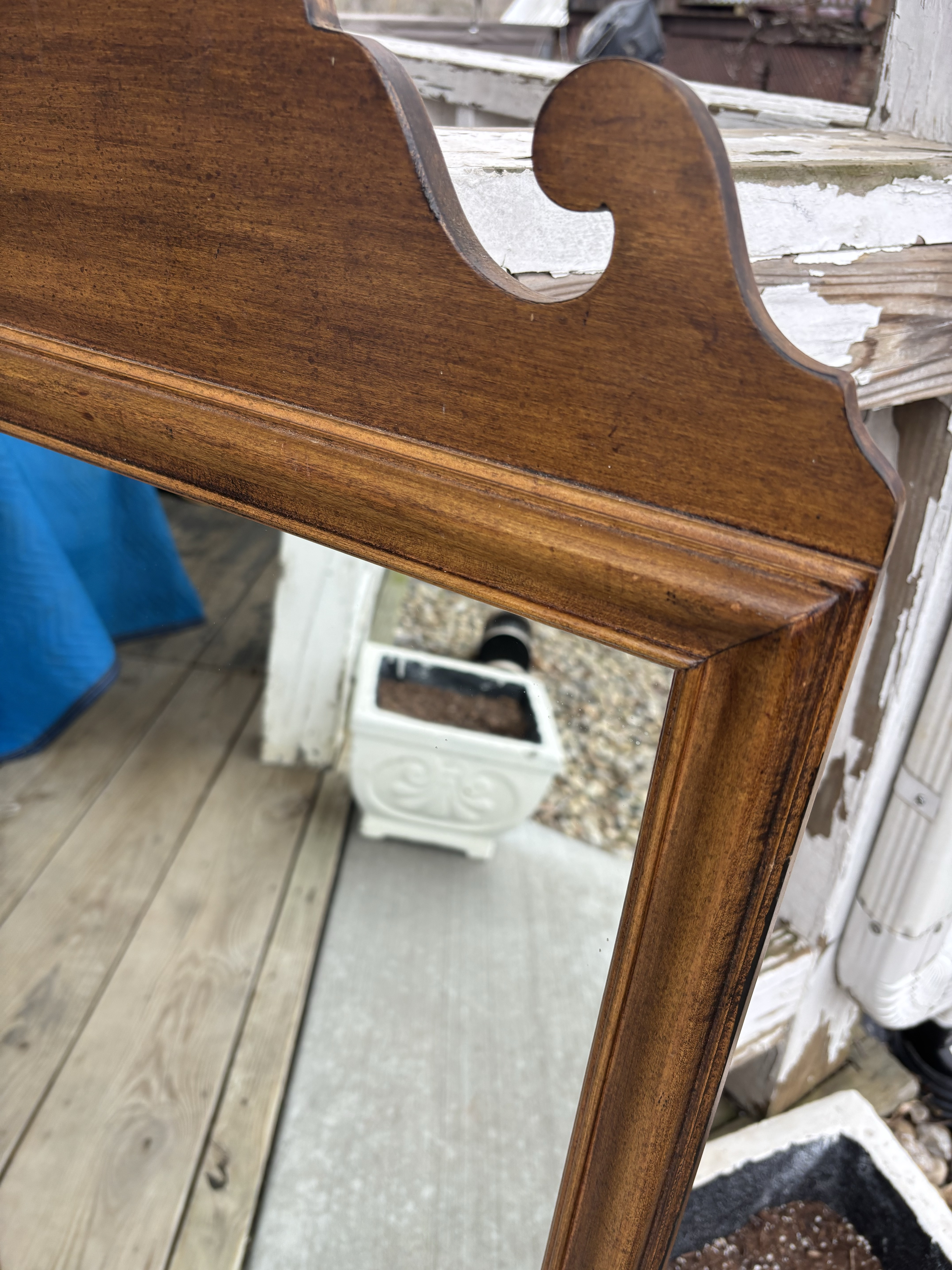 Vintage Ethan Allen Crested Nutmeg Maple Wall Mirror #18-9004