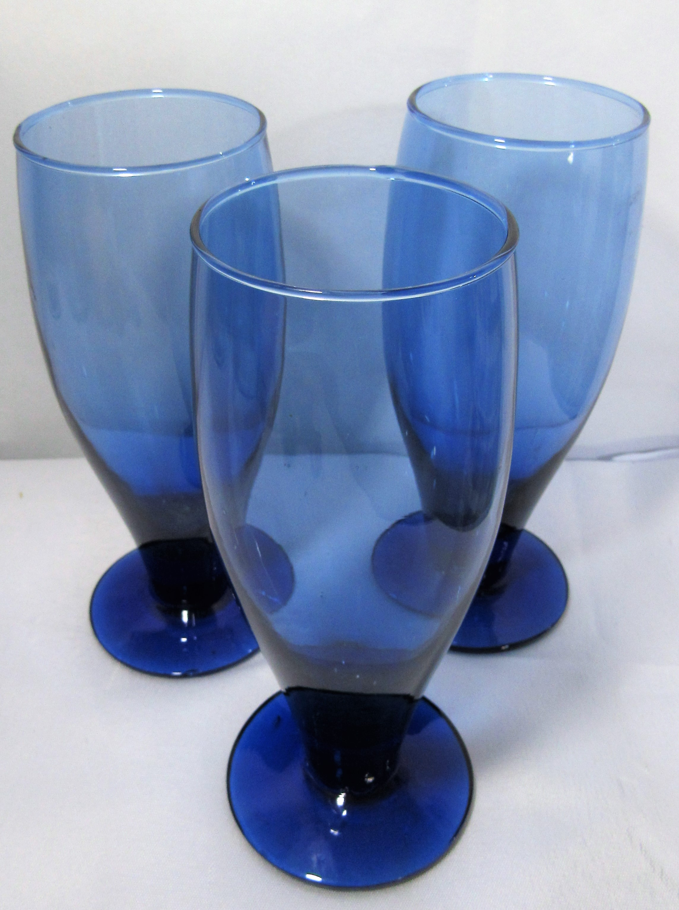 Cobalt blue eyeglasses 2025