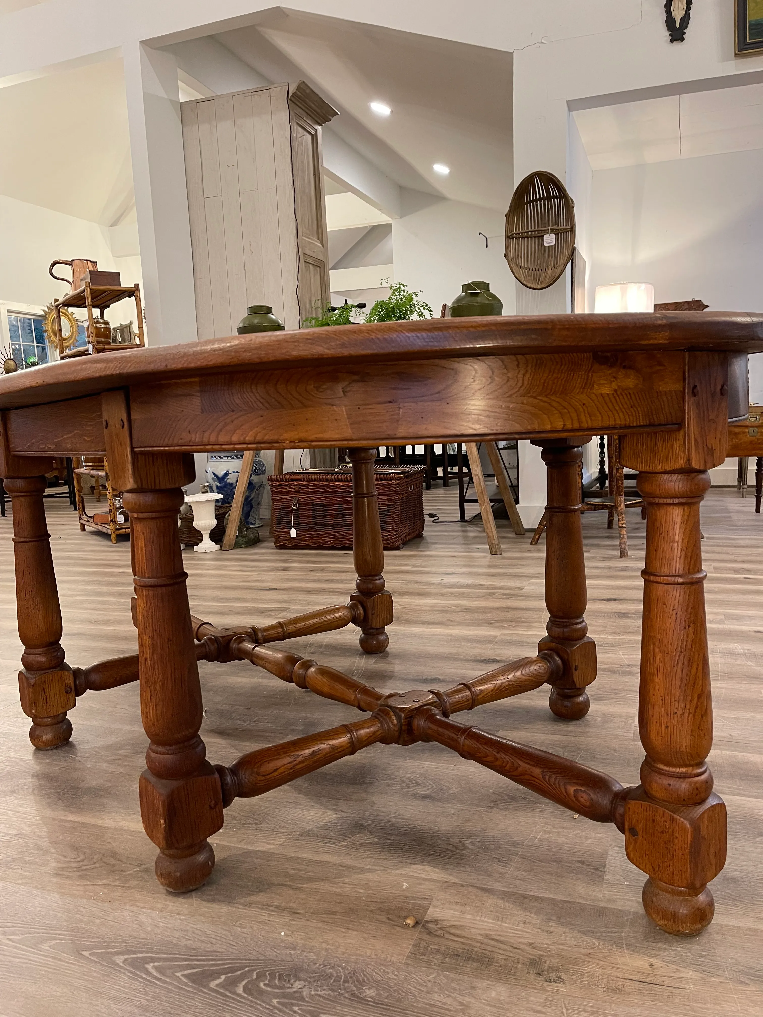 フランス アンティーク Oval Oak Table French Oval Dining Room Table | Chairish