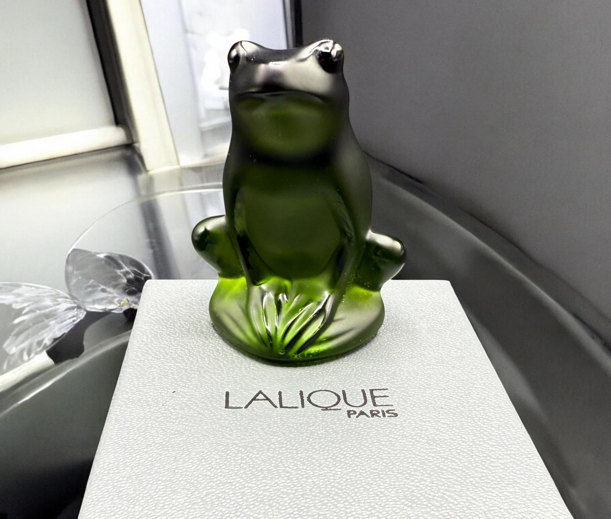 Frog Sculpture in Emerald Green Crystal by René Lalique for