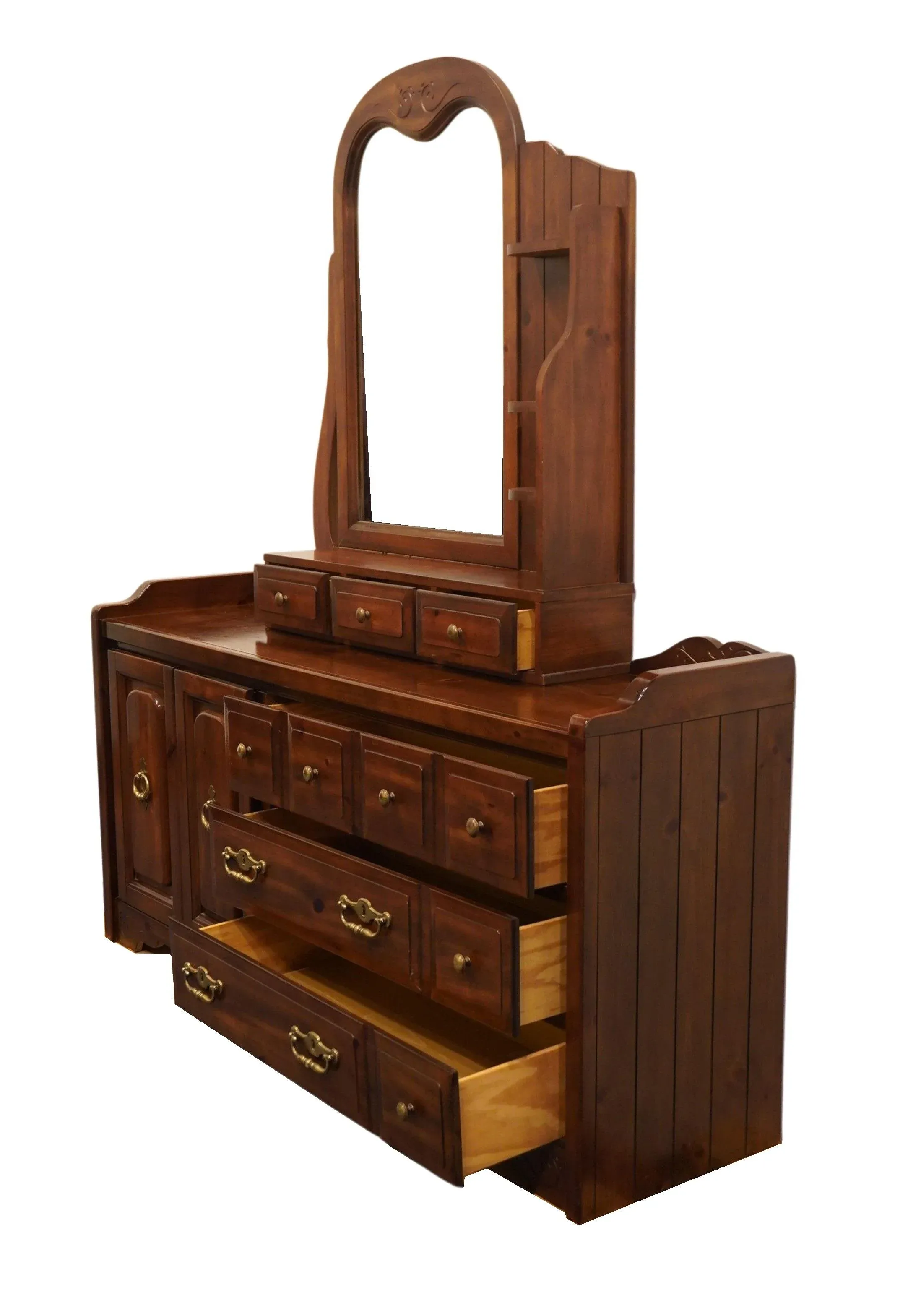 Bassett Furniture Forest Pine Collection Rustic Americana 81