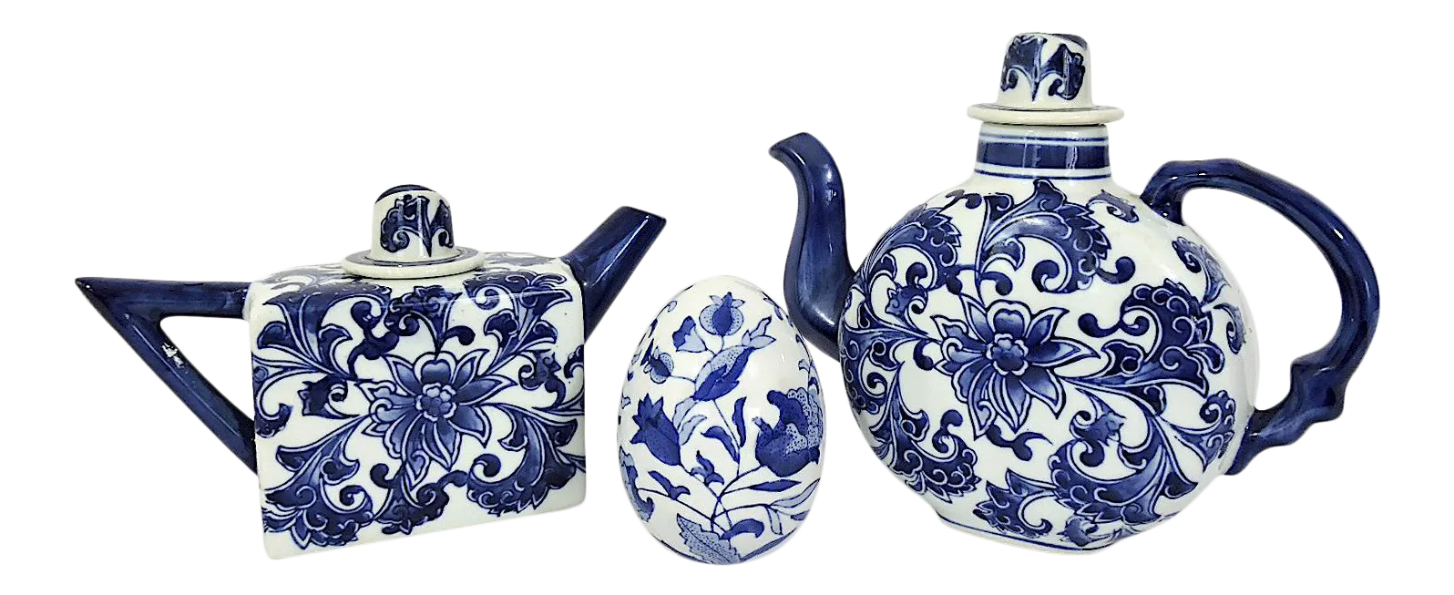 Vintage Chinese Blue & White Porcelain Tea Pot Set & Ornamental Egg