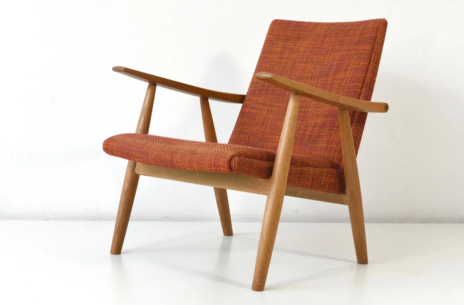 GE 260 Easy Chair by Hans Wegner for Getama, 1950s Chairish