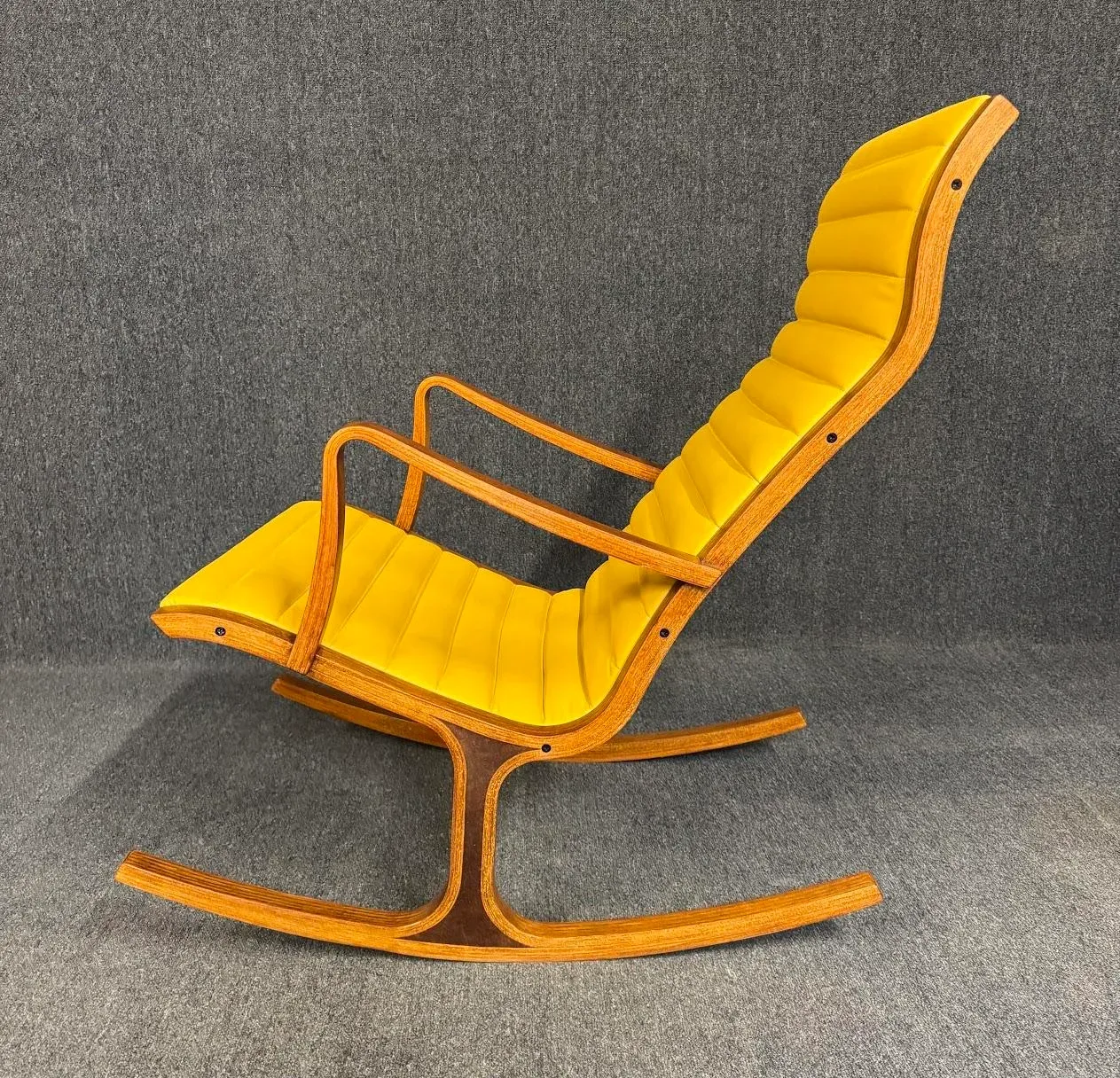 Vintage Heron Rocking Chair by Mitsumasa Sugasawa for Tendo Mokko