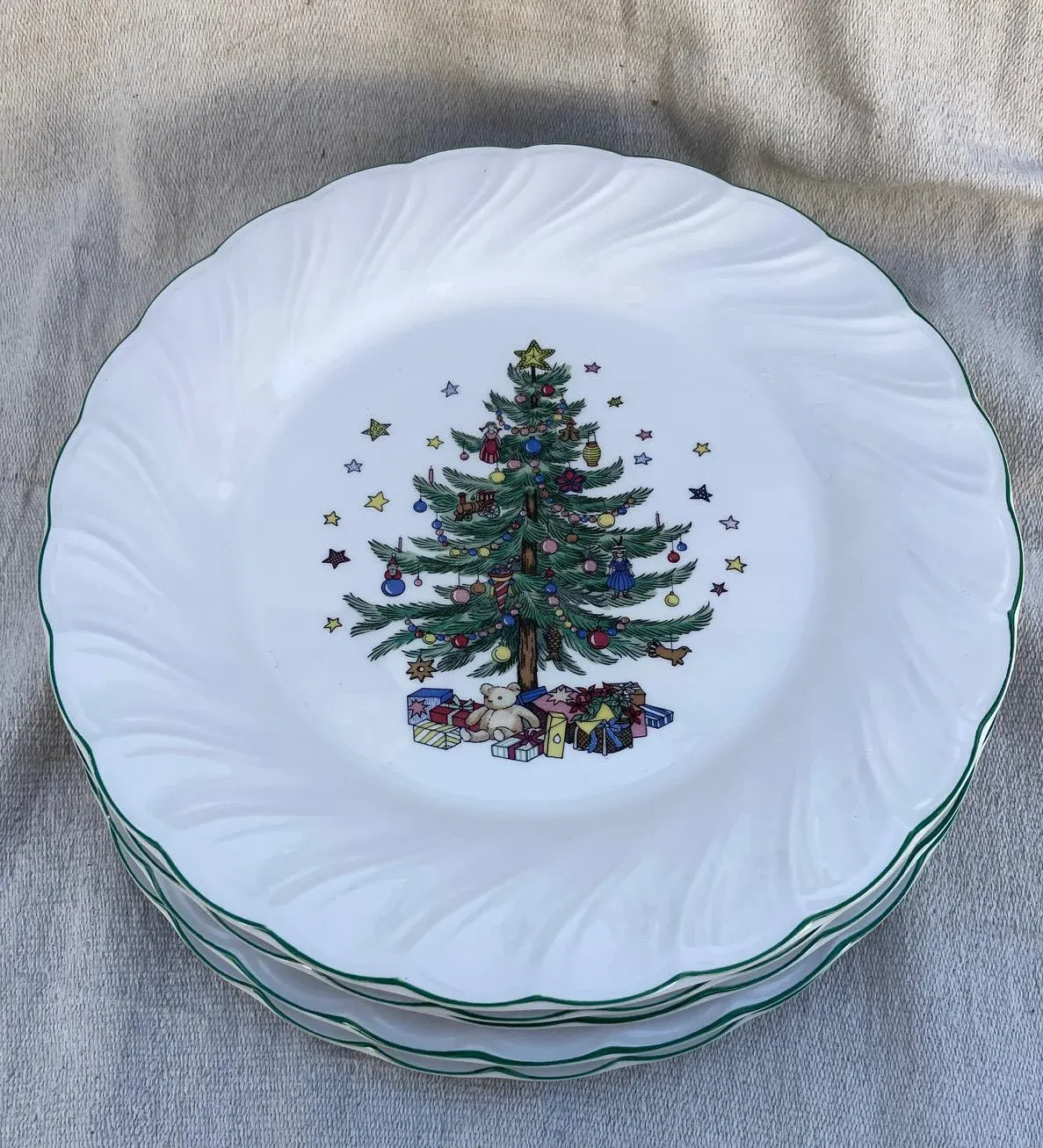 Vintage Happy Holidays Christmas Dinner Plates Set of Chairish
