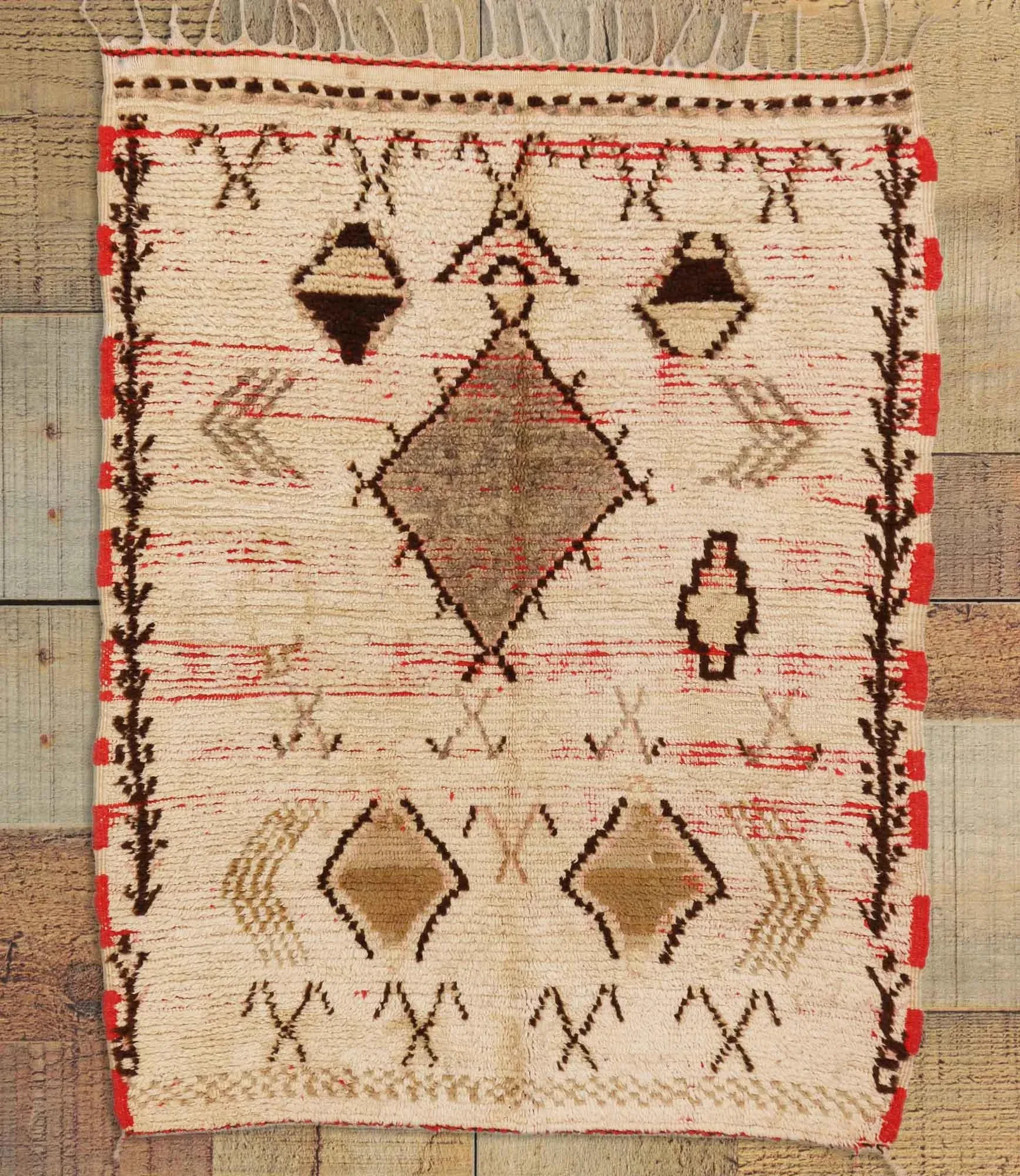 Vintage Moroccan Azilal Rug - 03'11 x 04'10 | Chairish
