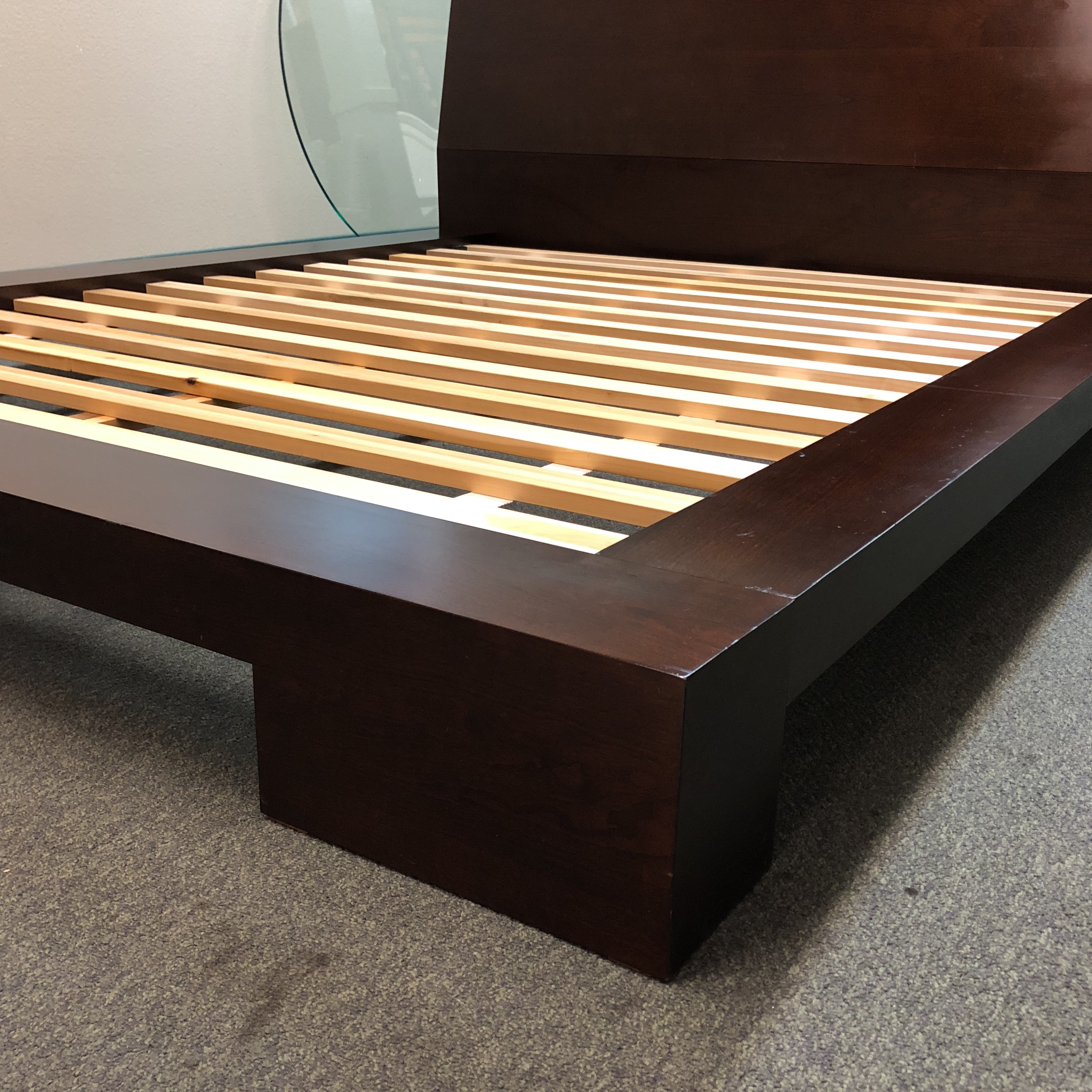 Crate and on sale barrel asher bed