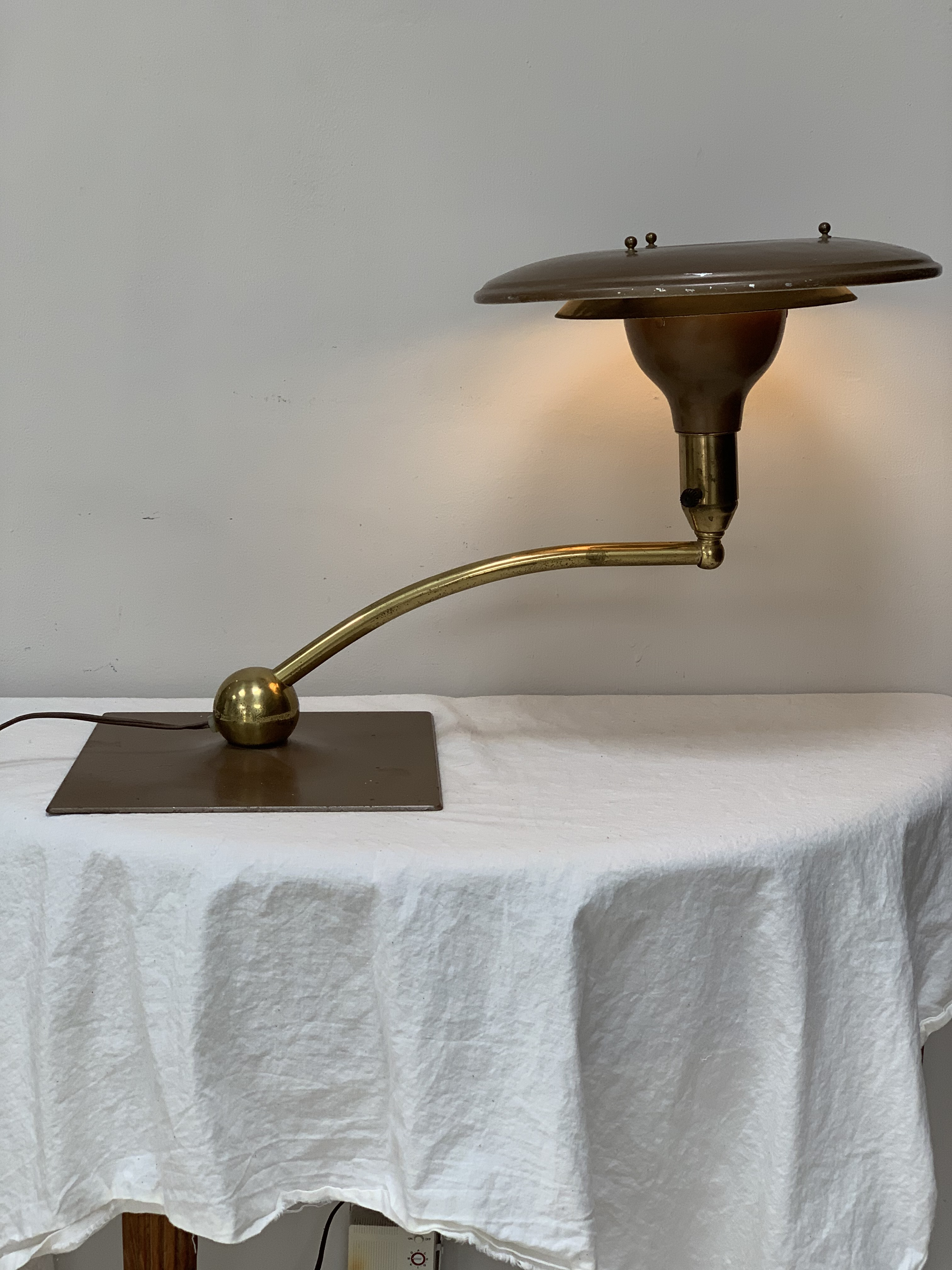 Mid-Century Wheeler Sight Light Atomic Desk Lamp | Chairish