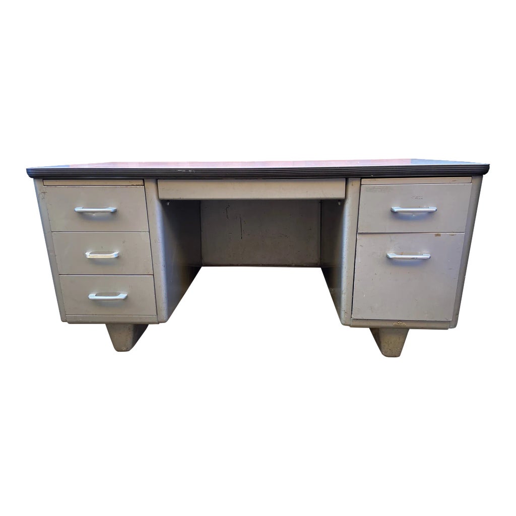 1970s Vintage Mid Century Modern Metal Tanker Desk | Chairish