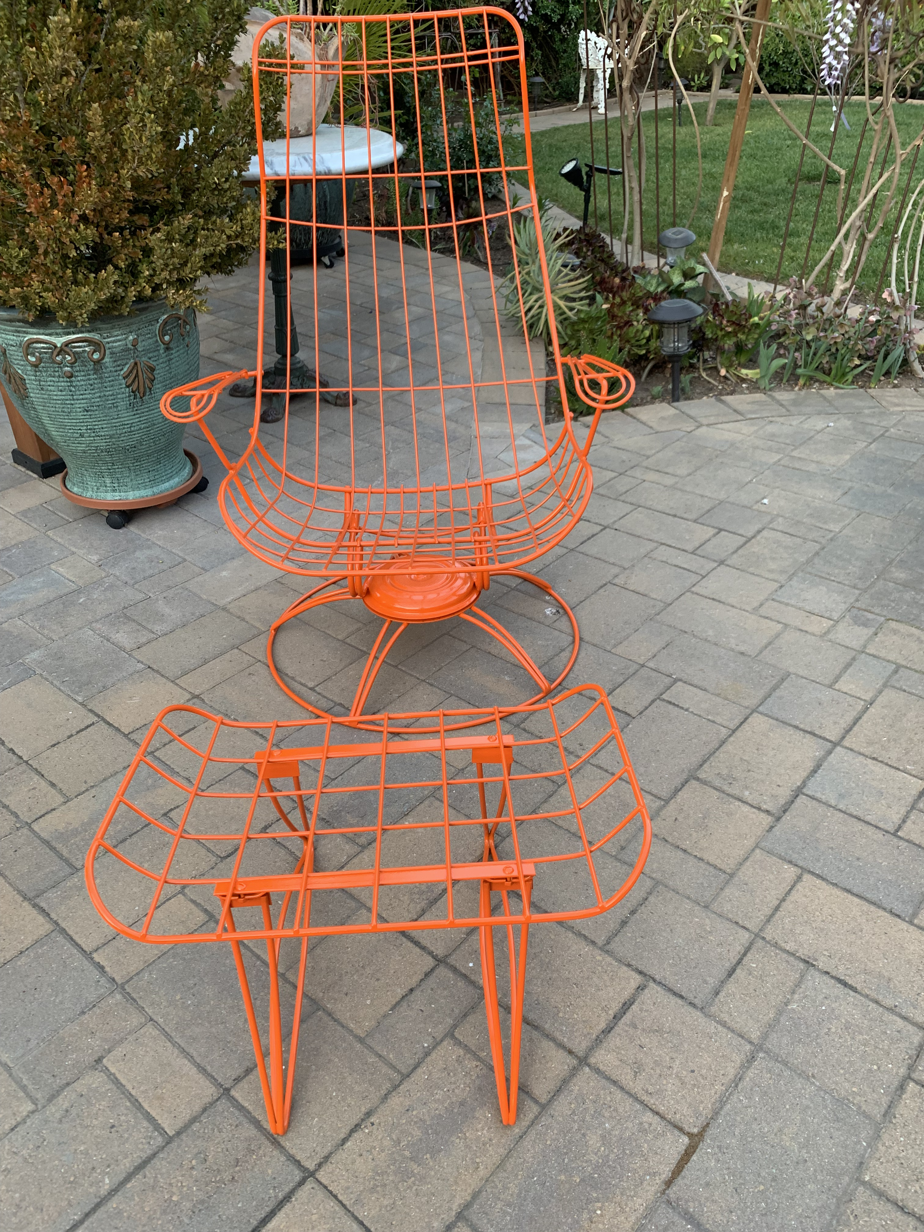 Homecrest Barrel Patio Chairs Vintage Mid Century Modern 1960s