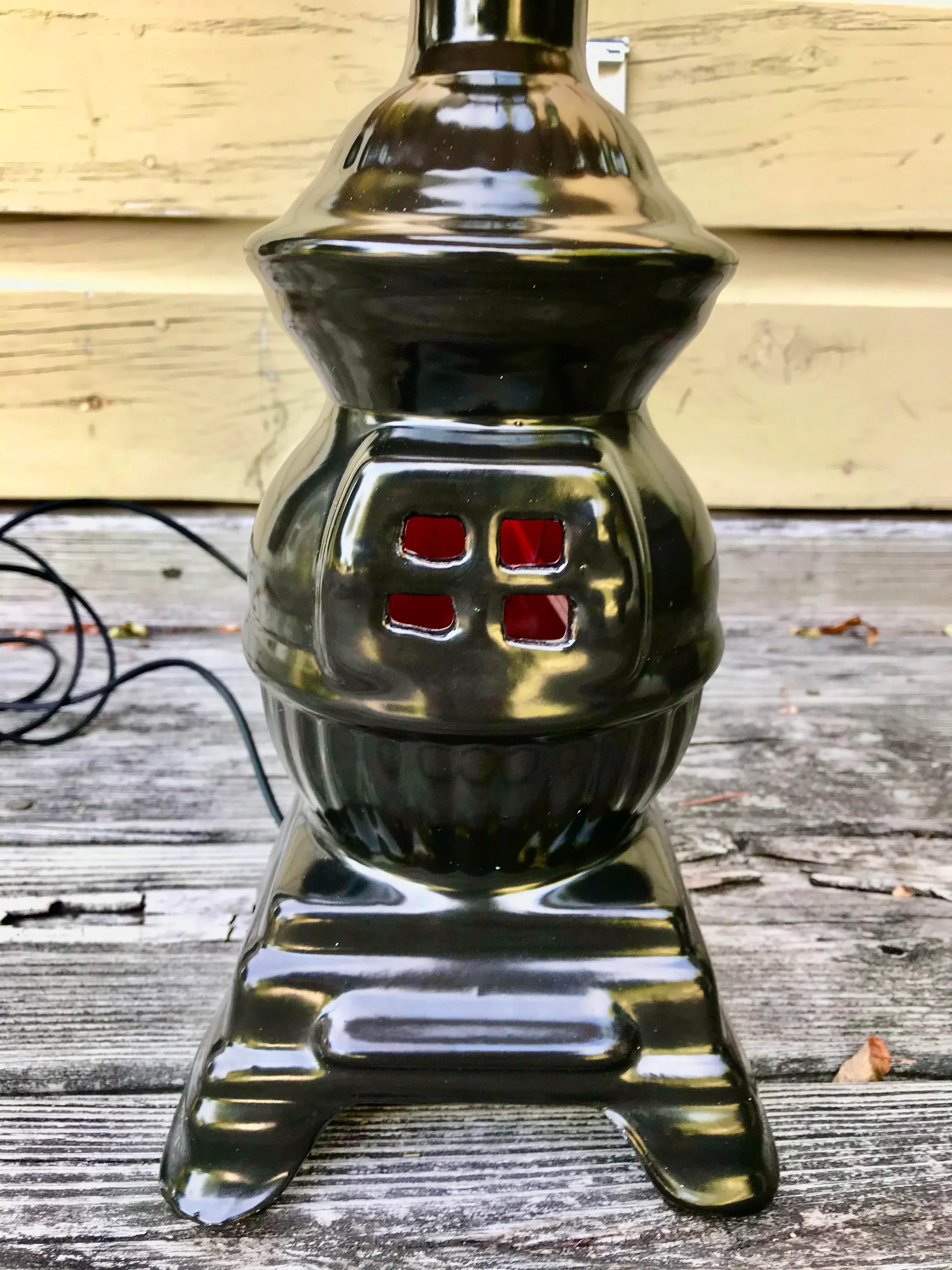 1950s Mid-Century Black Ceramic Stove Pot Belly Lamp With Interior Flame  Bulb | Chairish