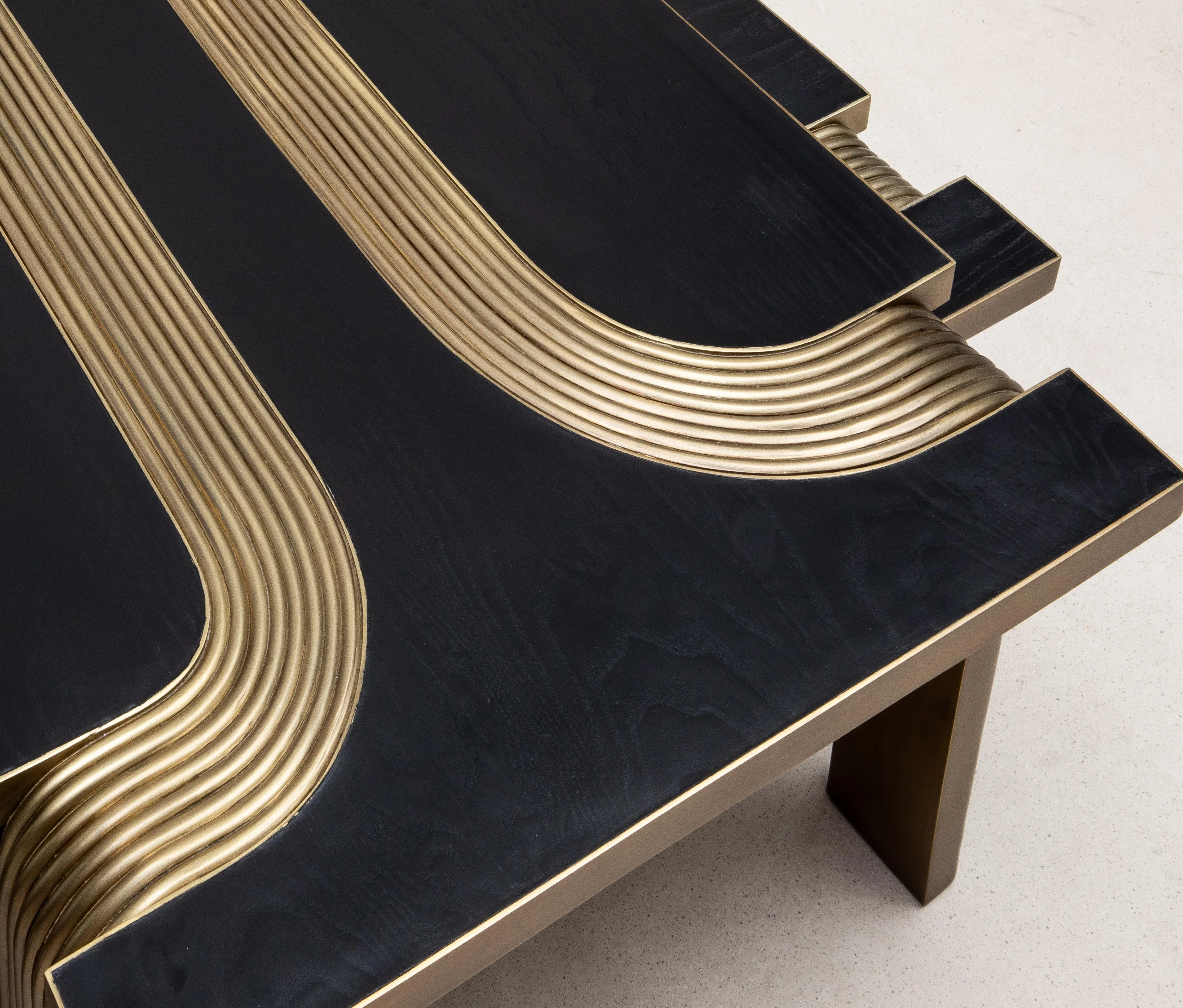 Nesting Coffee Tables in Black Oak With Bronze Patina Brass Rods
