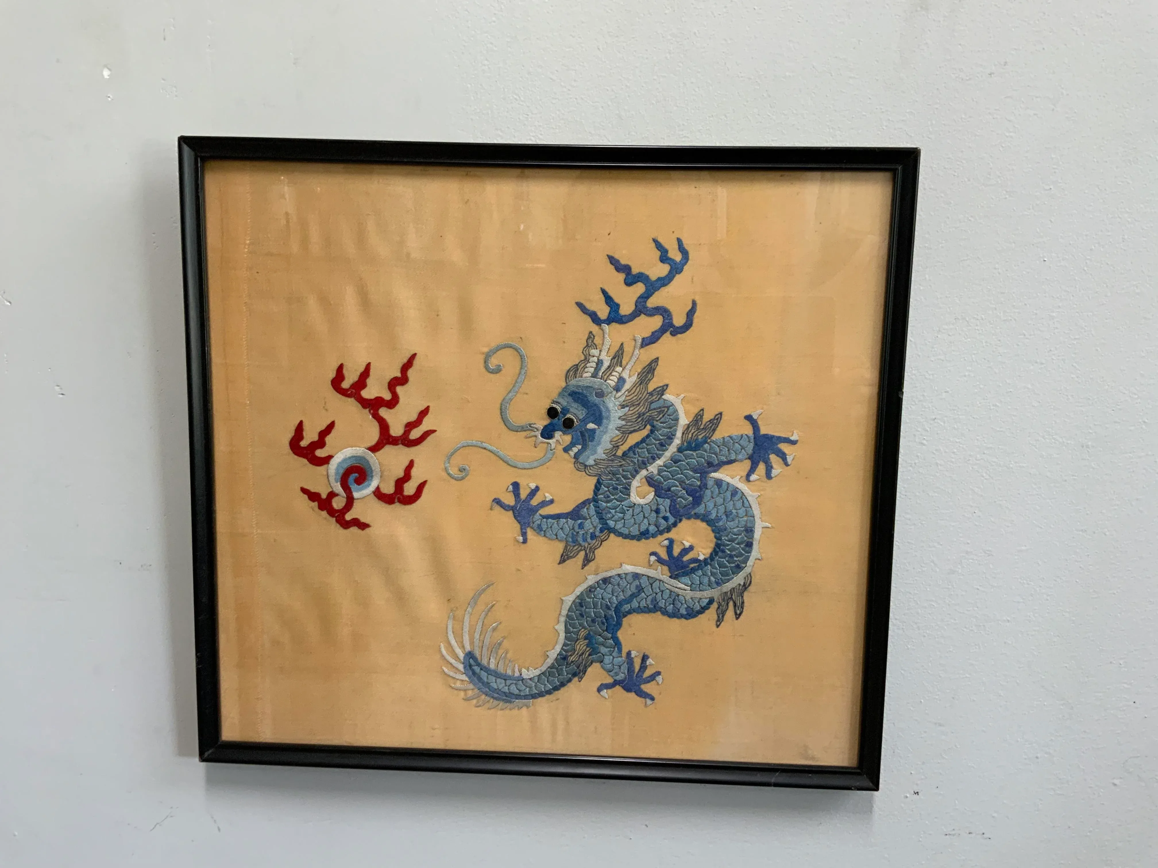 古着 VINTAGE EASTEN Dragon Embroidery Vintage Chinese Dragon Embroidery | Chairish