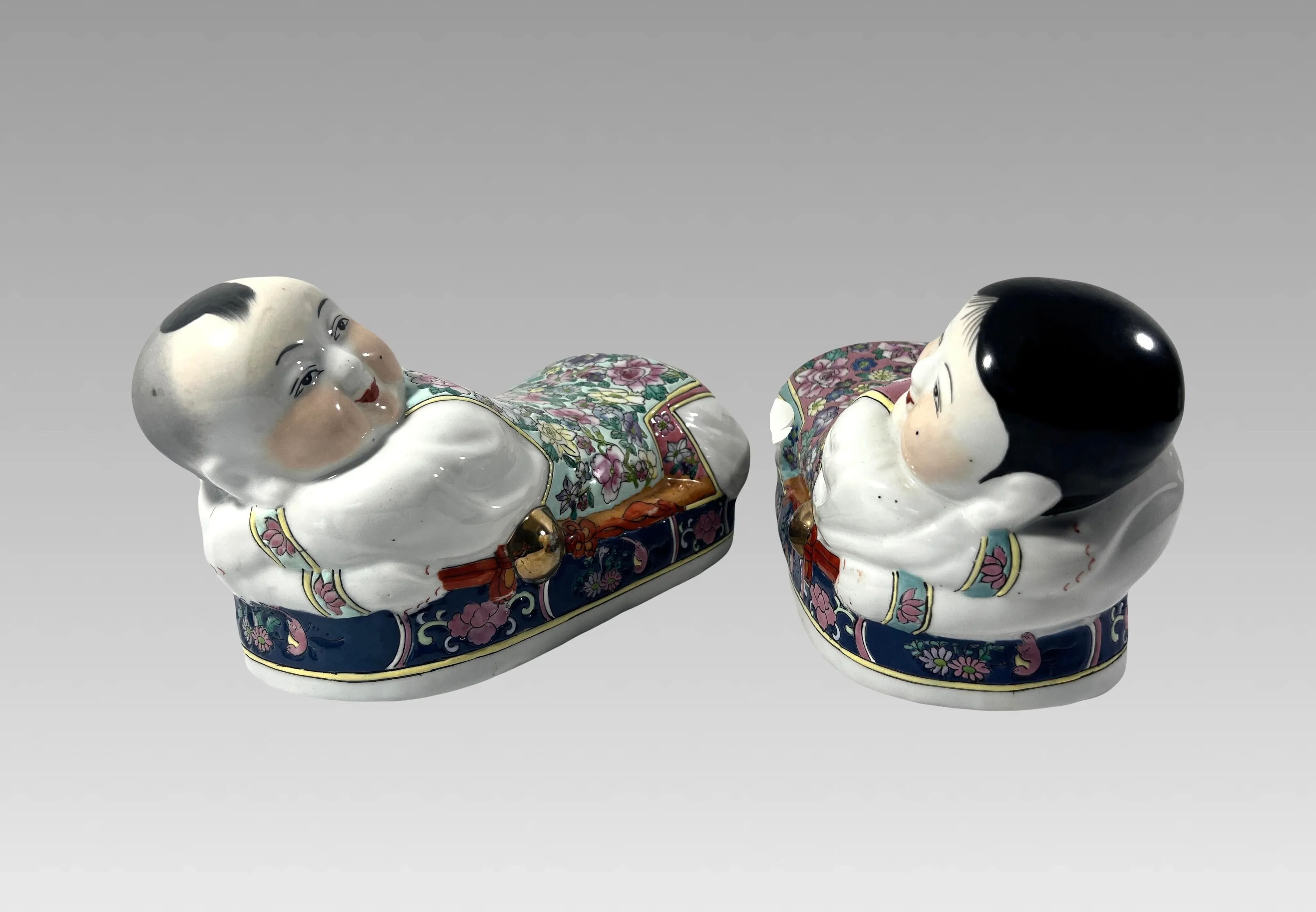 Artist Signed Hong Kong Chinese Famille Rose Figural Porcelain Pillows /  Headrests With Gold Highlights - A Pair