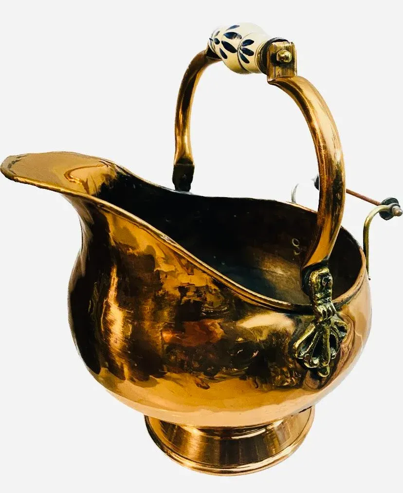 ASHULY COPPER ENAMELS 　小物入れ　イギリス製　エナメル A E Jones Arts Crafts Copper Silver Enamel Box - Levels Antiques