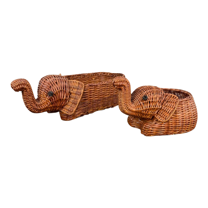1970s Vintage Natural Wicker Mama & Baby Elephant Baskets - Set of 2 ...
