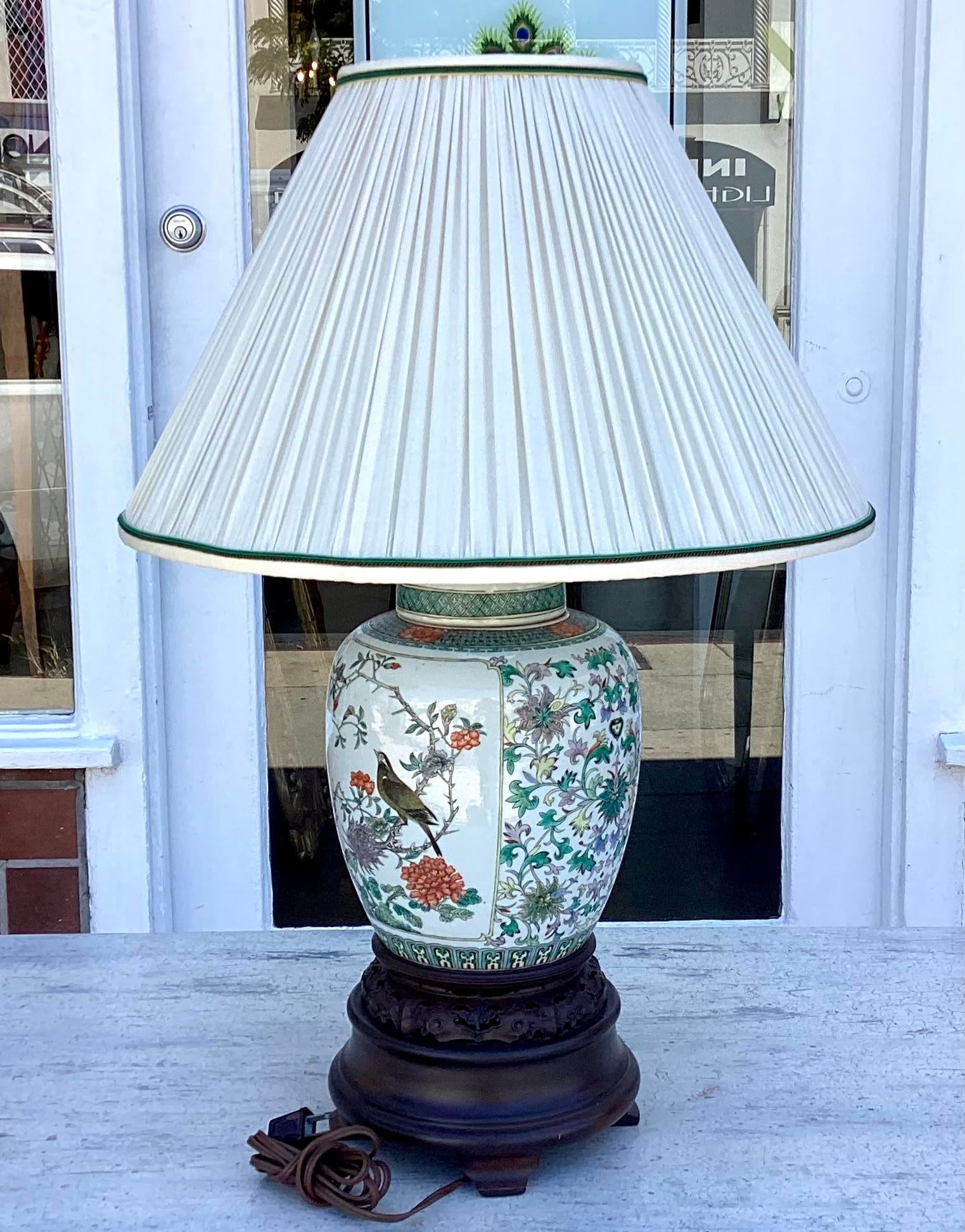 Vintage Temple Jar Lamp With Shade Vintage Temple Jar Lamp With Shade