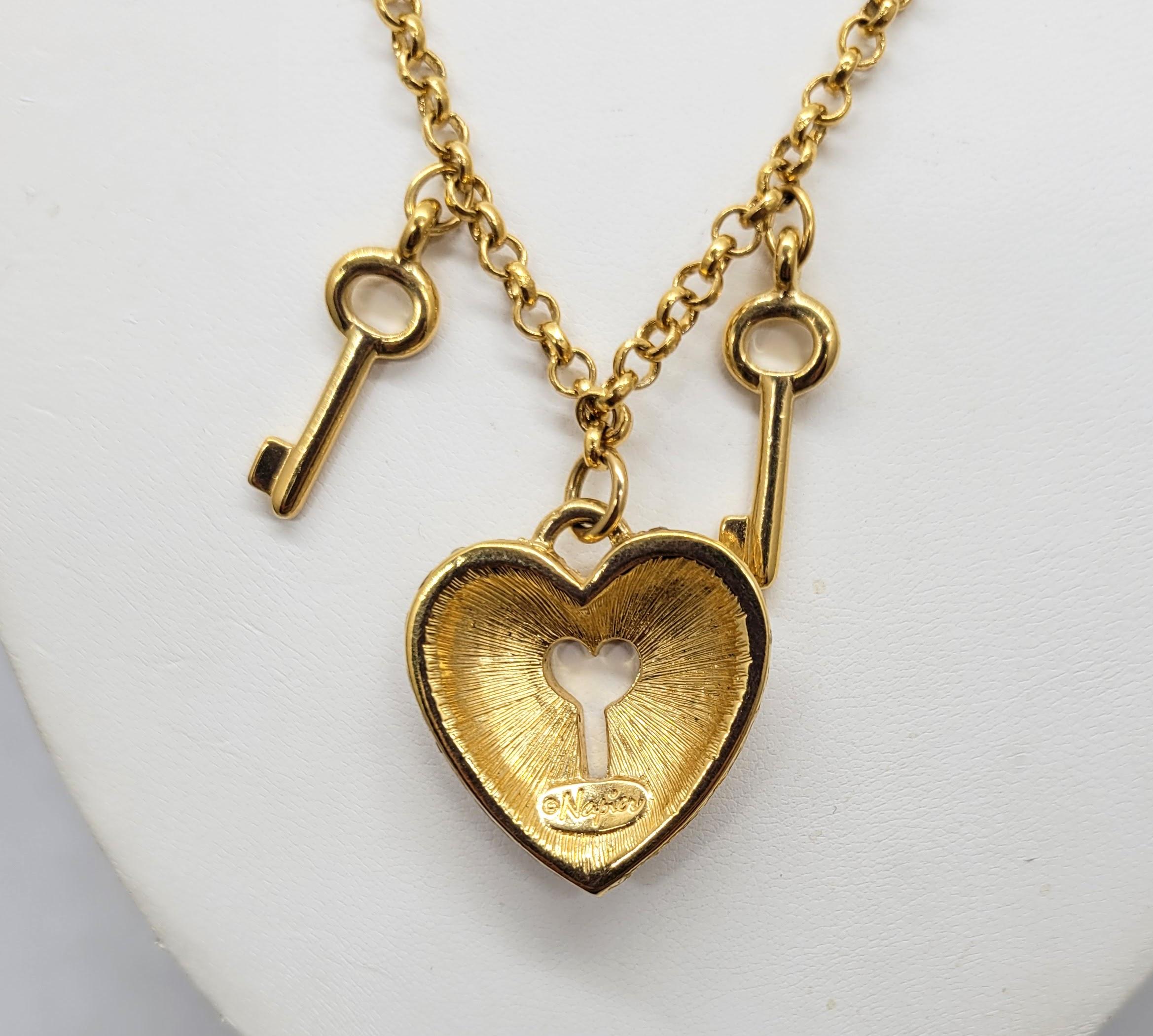 ◆VINTAGE HOLLYWOOD◆ Porte Love Lock Necklace VH2379NE001B Vintage Signed Napier Rhinestone Heart Lock Pendant Necklace