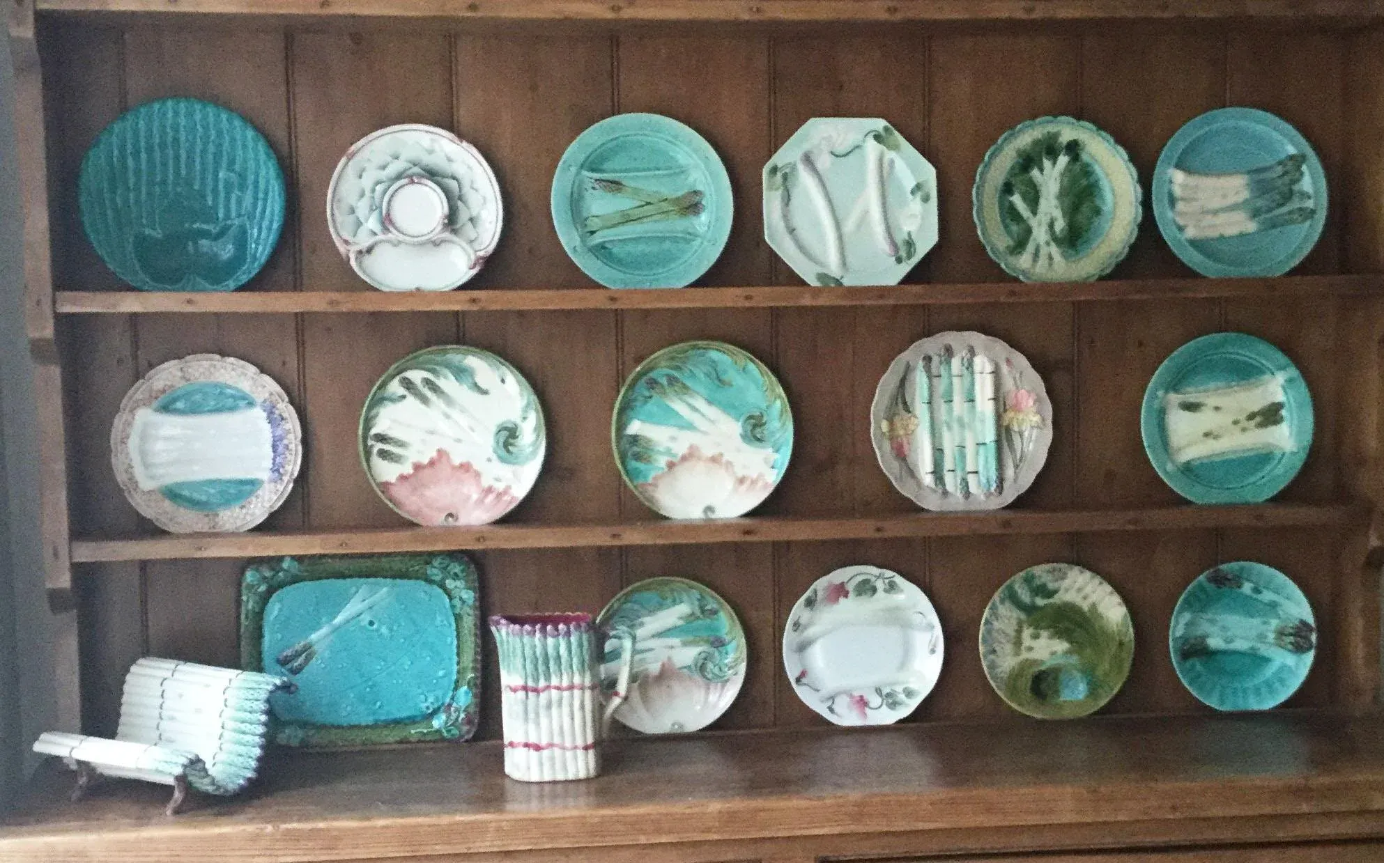 French Majolica Asparagus Plate Orchies, circa 1890