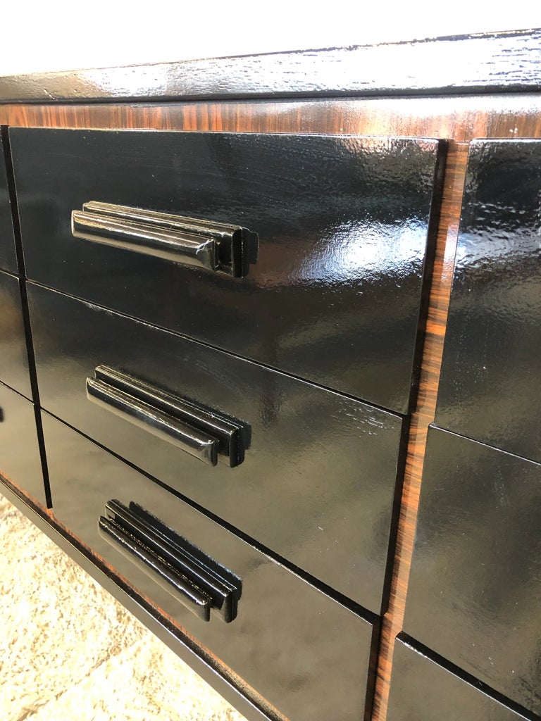 bassett black dresser Vaughan Bassett Dovetail Sun Bleached 8-Drawer Wood Dresser City Mattress