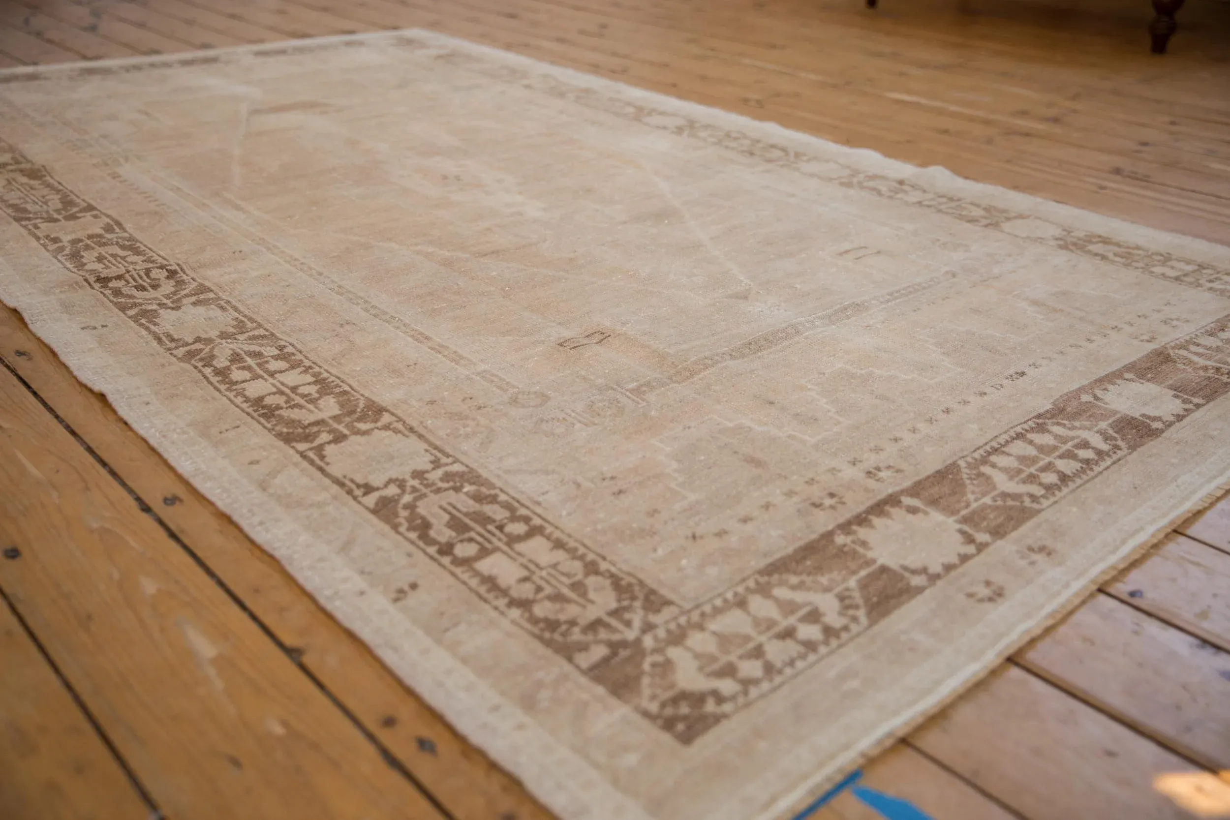 Vintage Distressed Oushak Rug - 4\'11\