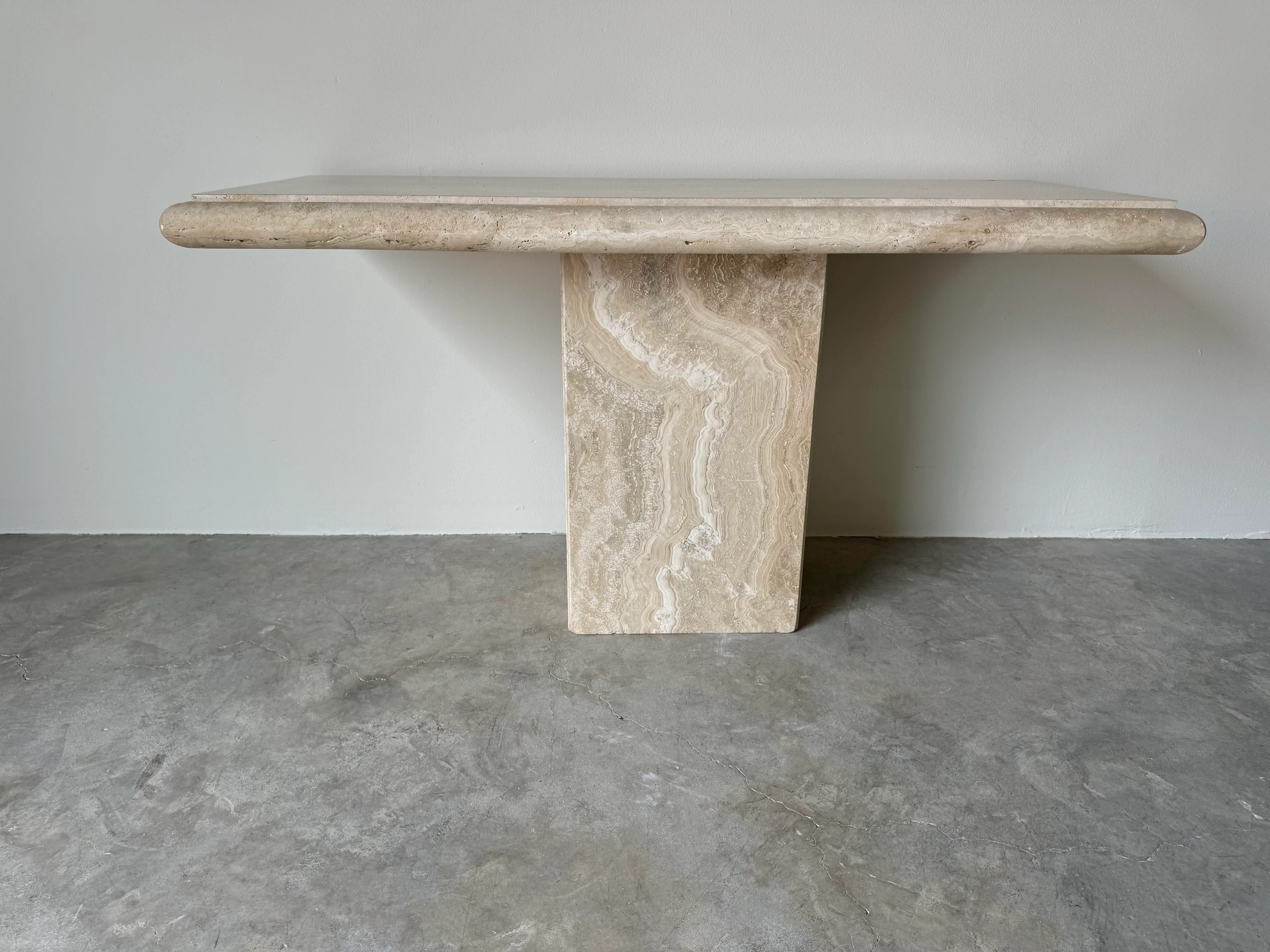 80's Italian Postmodern Bullnose Edge - Beige Travertine 80's Italian Postmodern Bullnose Edge - Beige Travertine