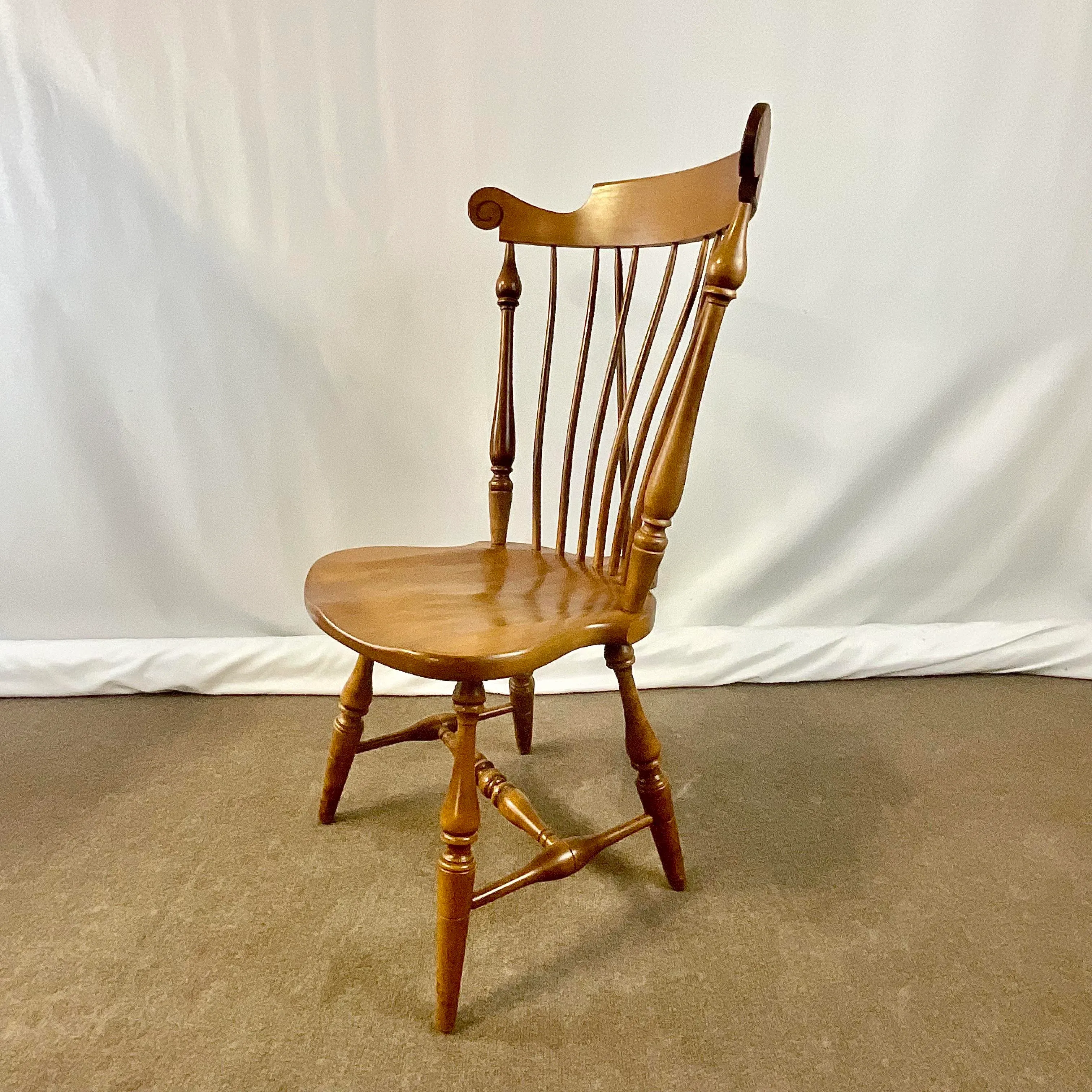 Mid-Century Colonial Boho Chic Ethan Allen Heirloom Nutmeg Maple