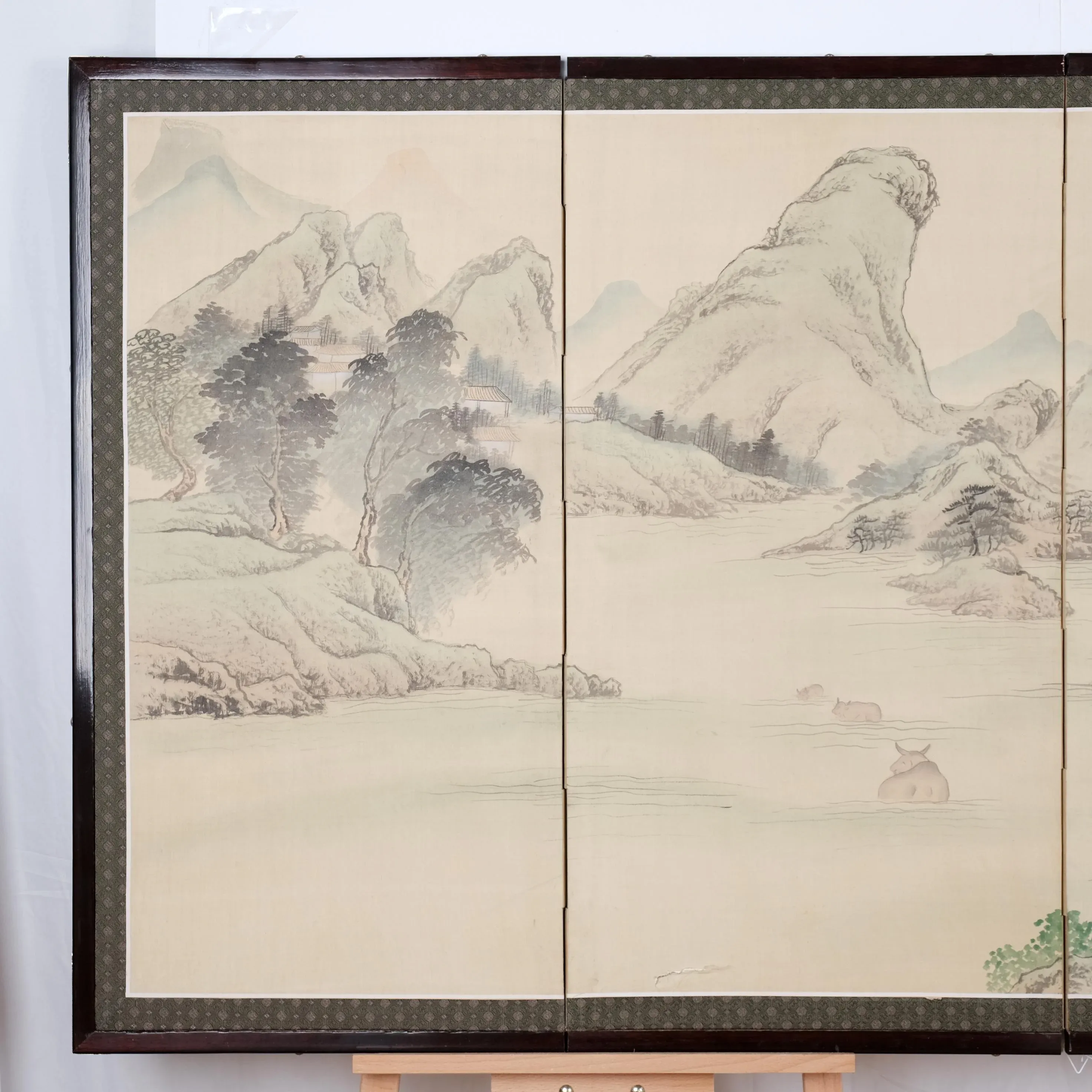 1960s-japanese-byobu-scenic-