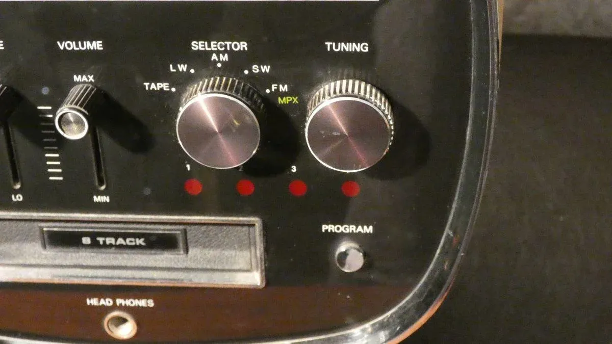 Space Age Model TCM 5500 Solid State 8 Track Stereo