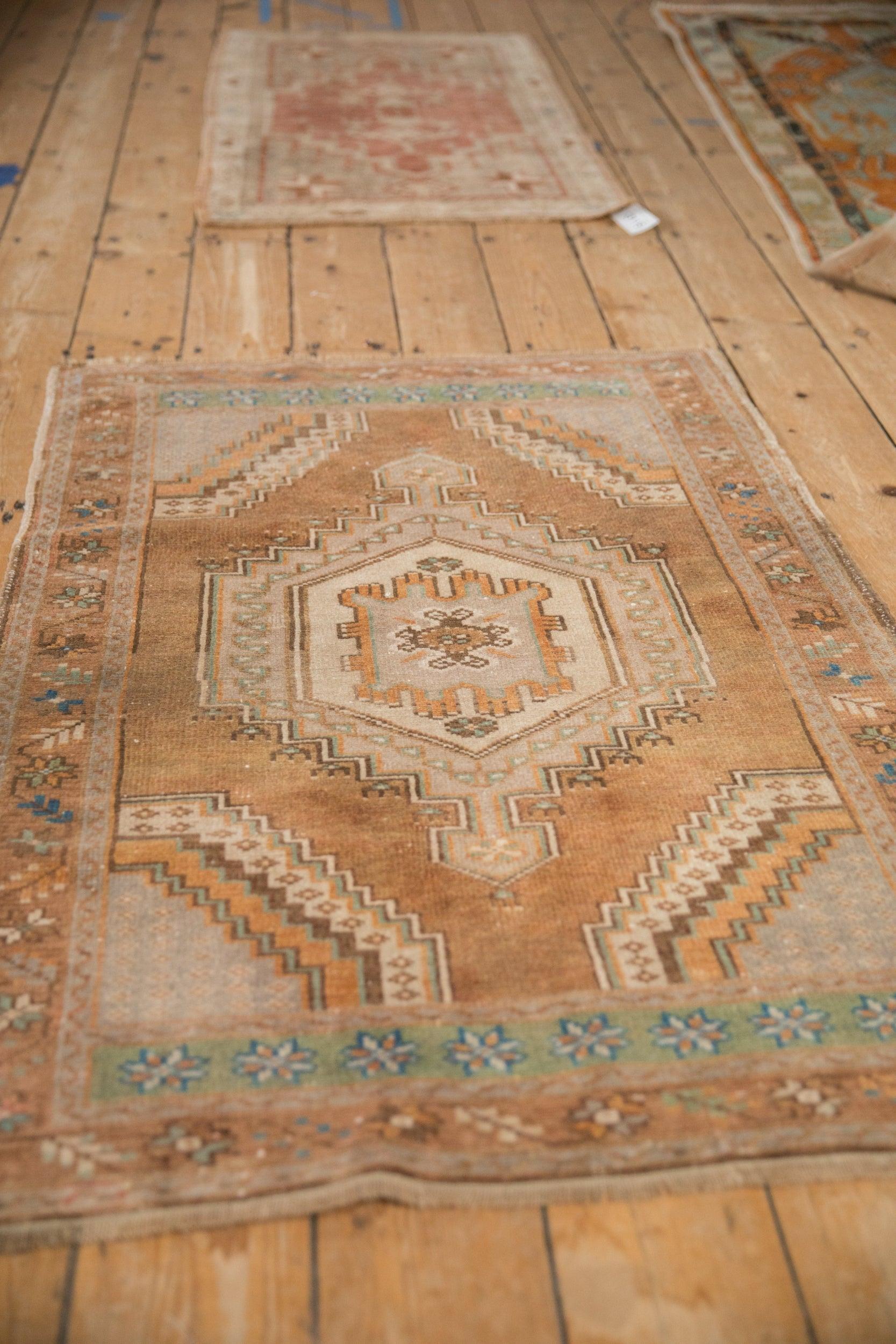 Vintage Distressed Oushak Rug - 2\'10\