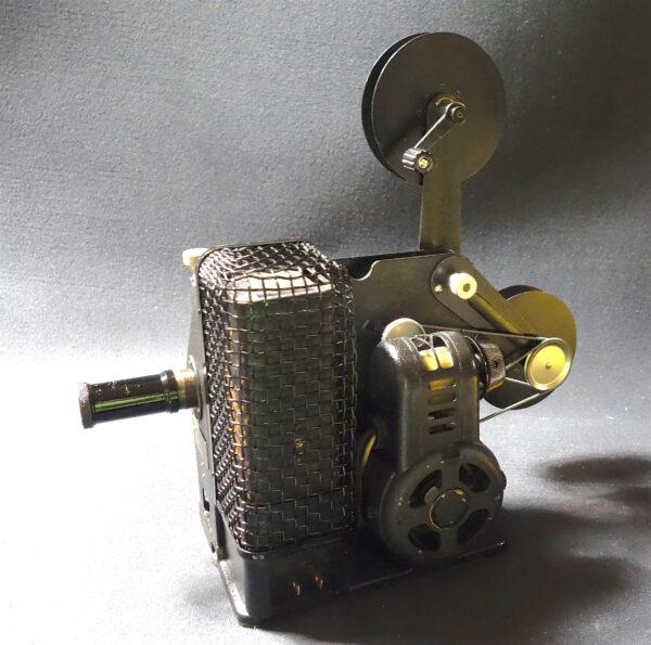 1920s 16mm Kodascope Model 'C' Cinema Projector | Chairish