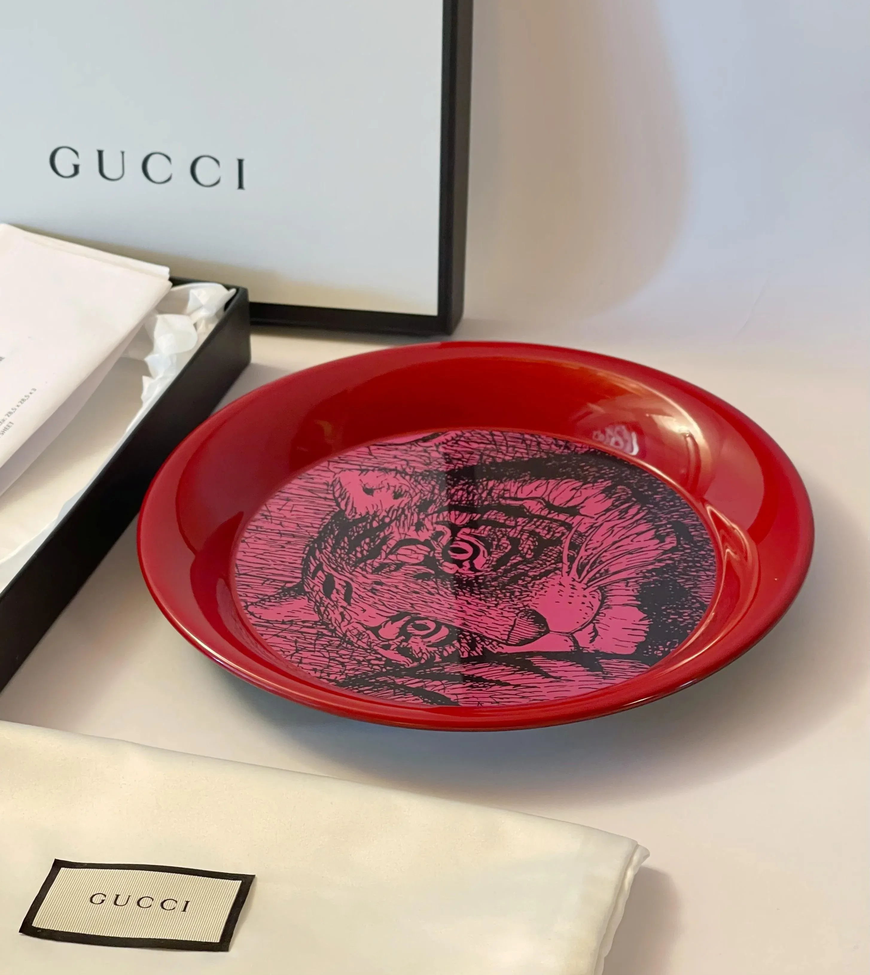 gucci-red-tiger-tray-4407