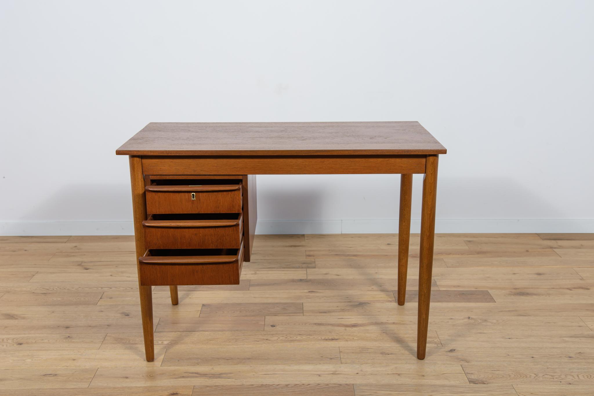 Small teak desk online