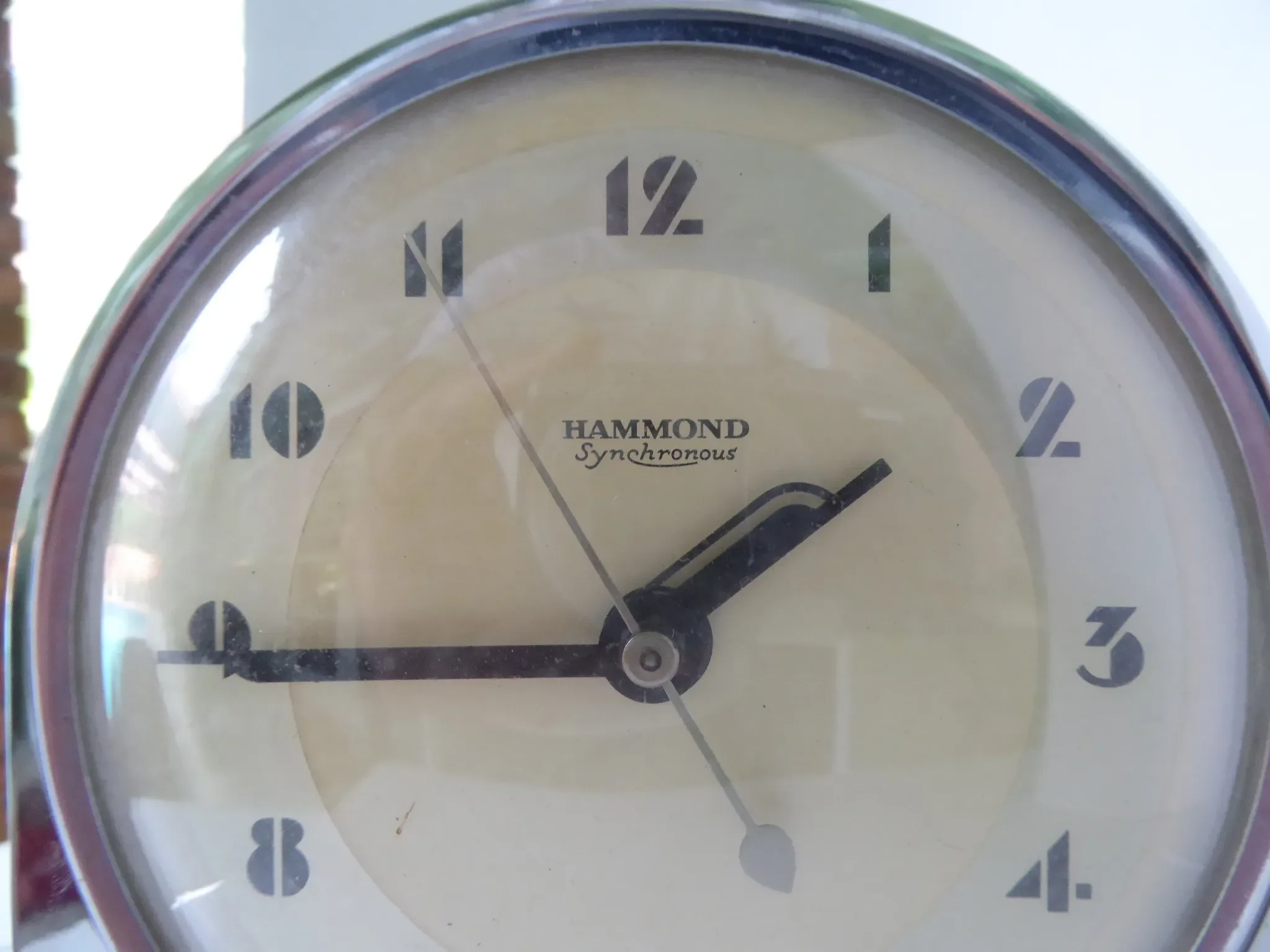 Hammond Art Deco Grenadier Synchronous Electric Table Chrome Clock