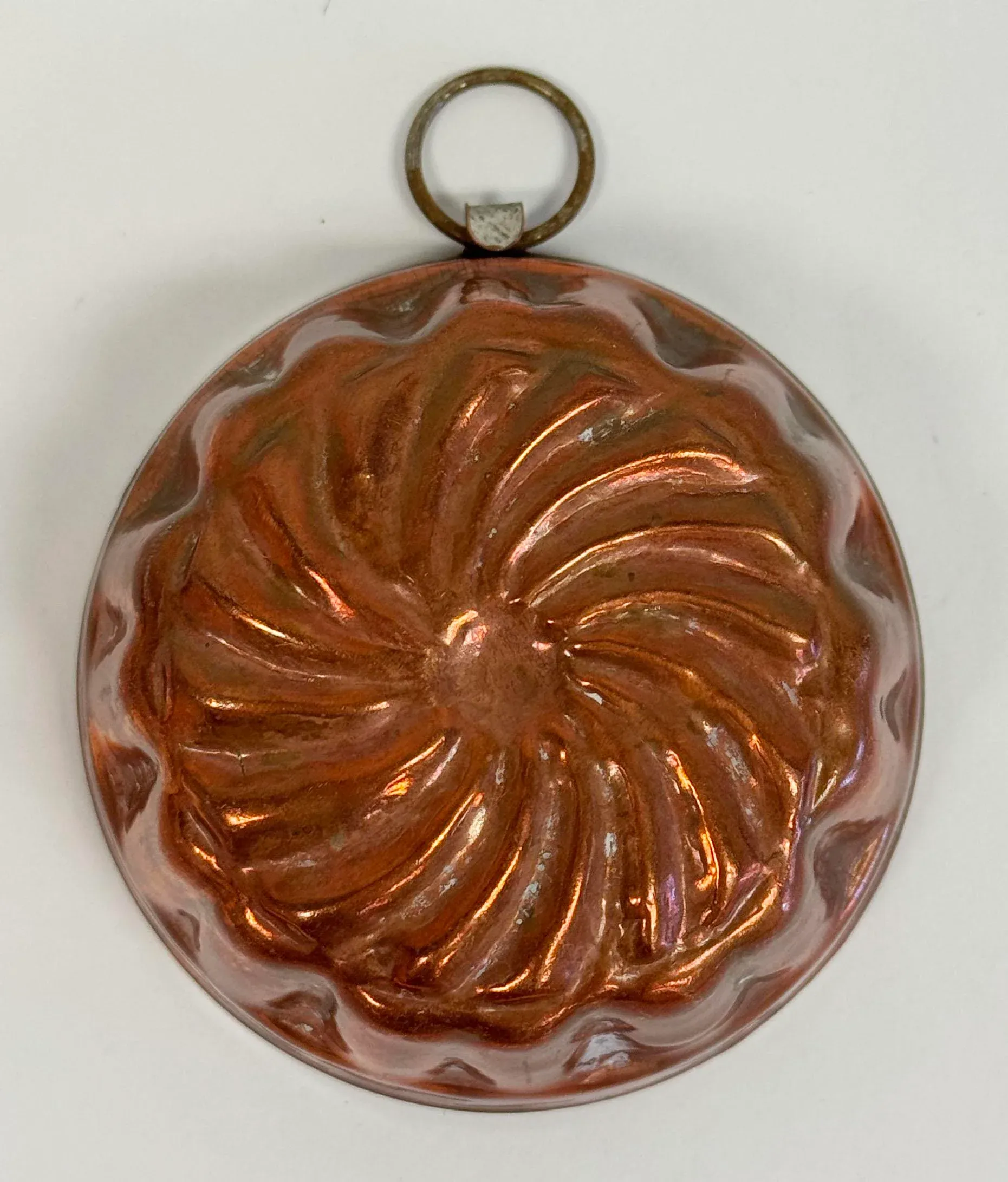 Vintage Petite Swirl Pattern Copper Mold | Chairish
