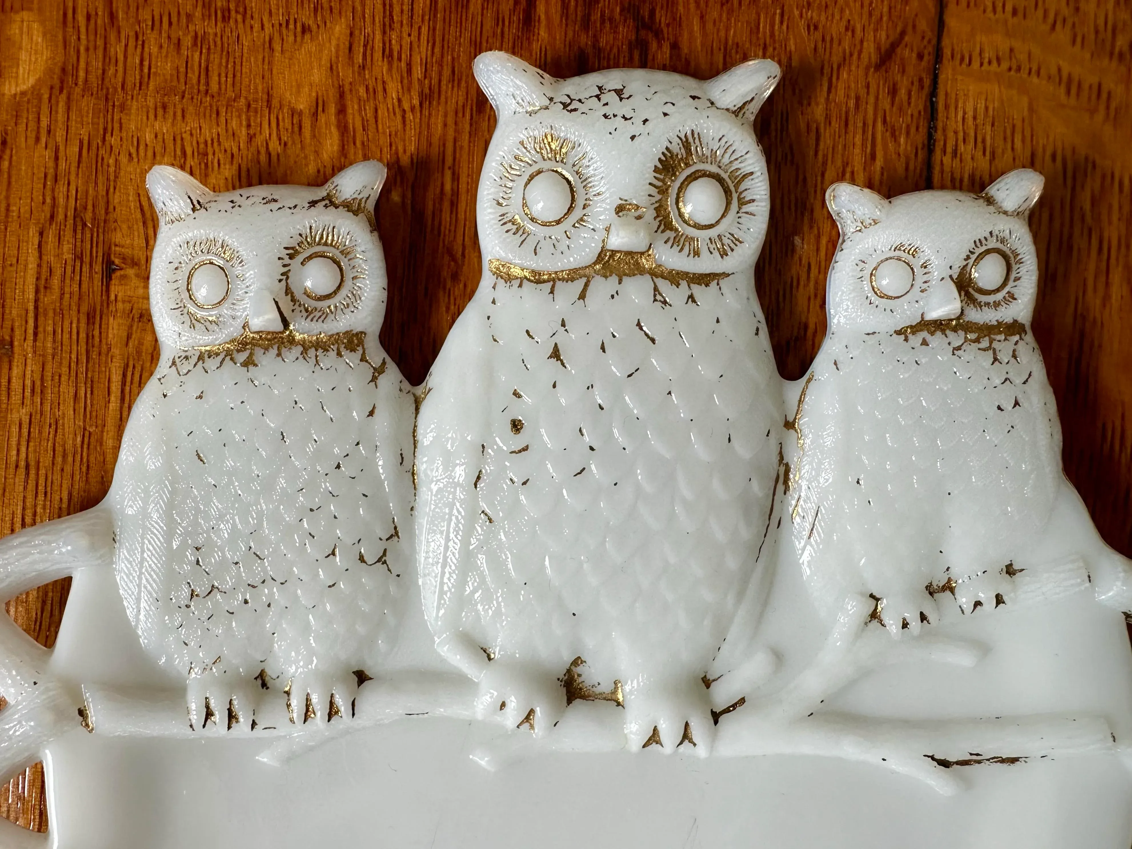 Antique Westmoreland Milk Glass Decorative Owl Plates-Pair | Chairish