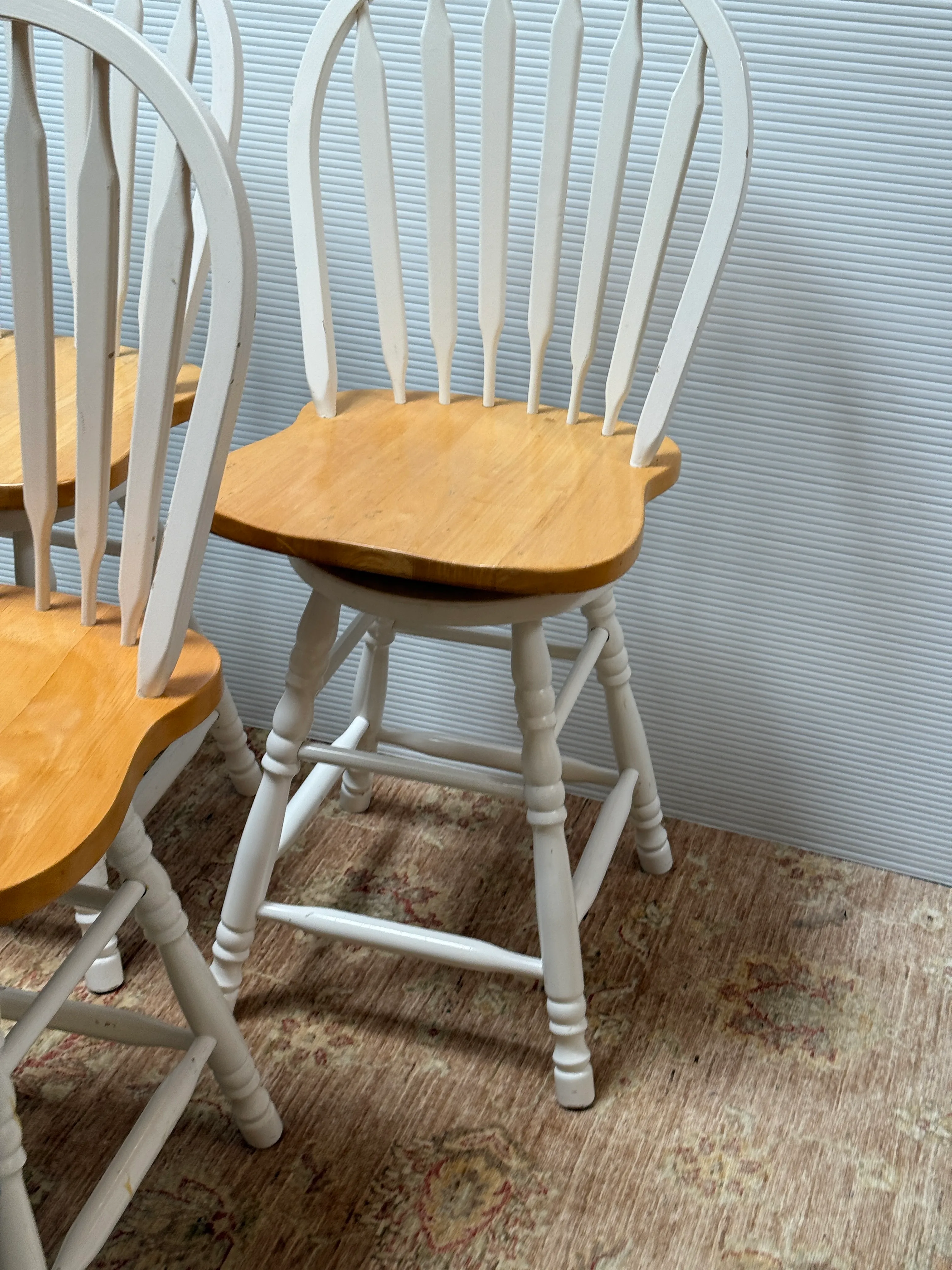 Traditional Windsor Style Swivel Counter Stools, Set of Three