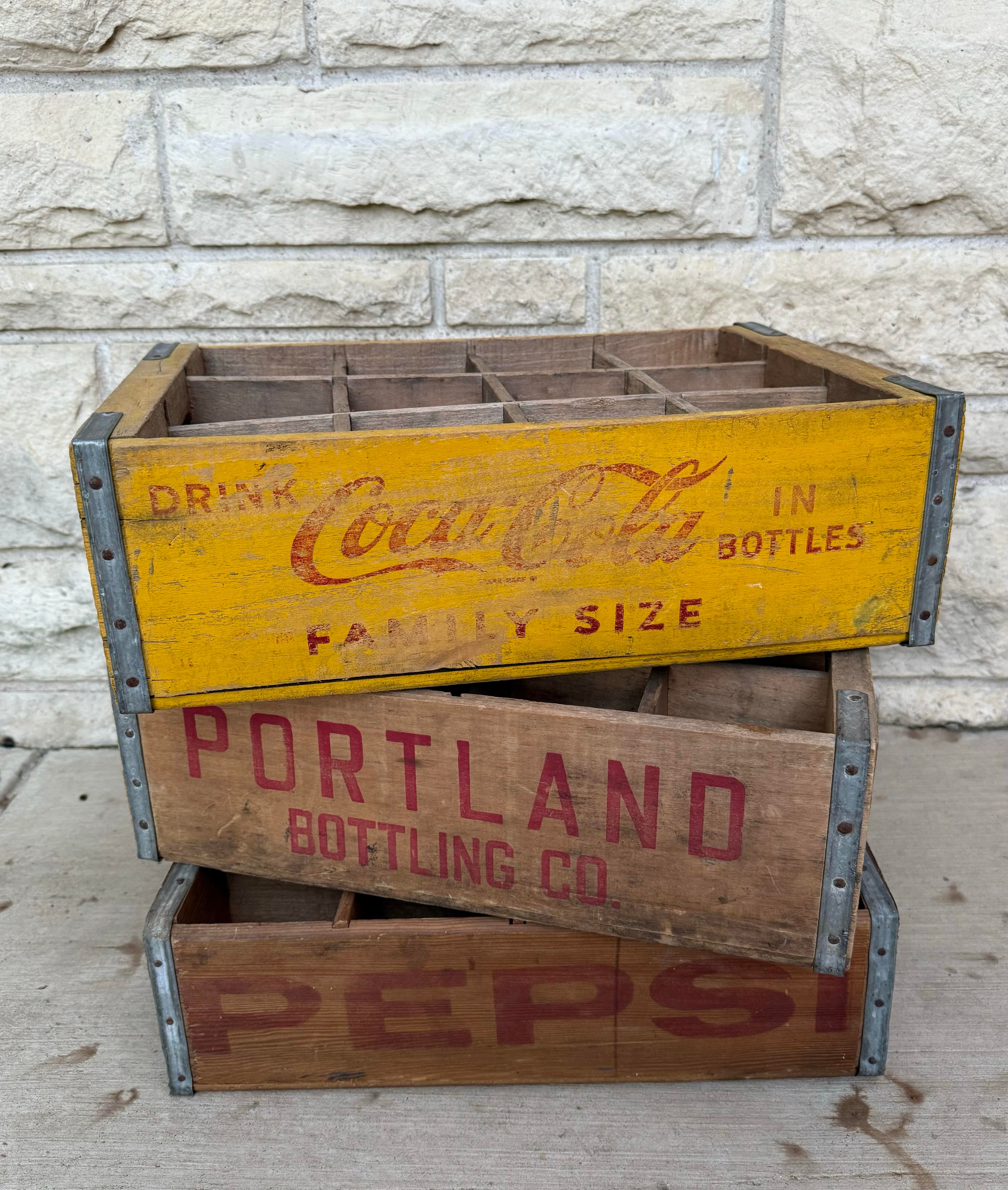 ボトルケース “PORTLAND BOTTLING CO.”【USA買付品】木箱 Vintage Wooden Portland Bottling Co Crate From Portland