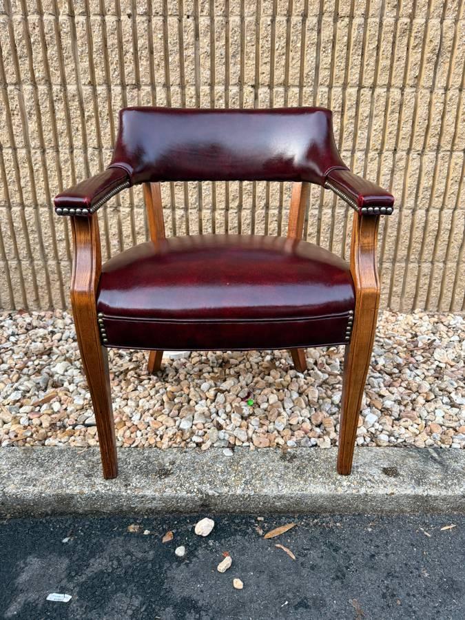 Late 20th Century Hickory Leather Company Set of Four