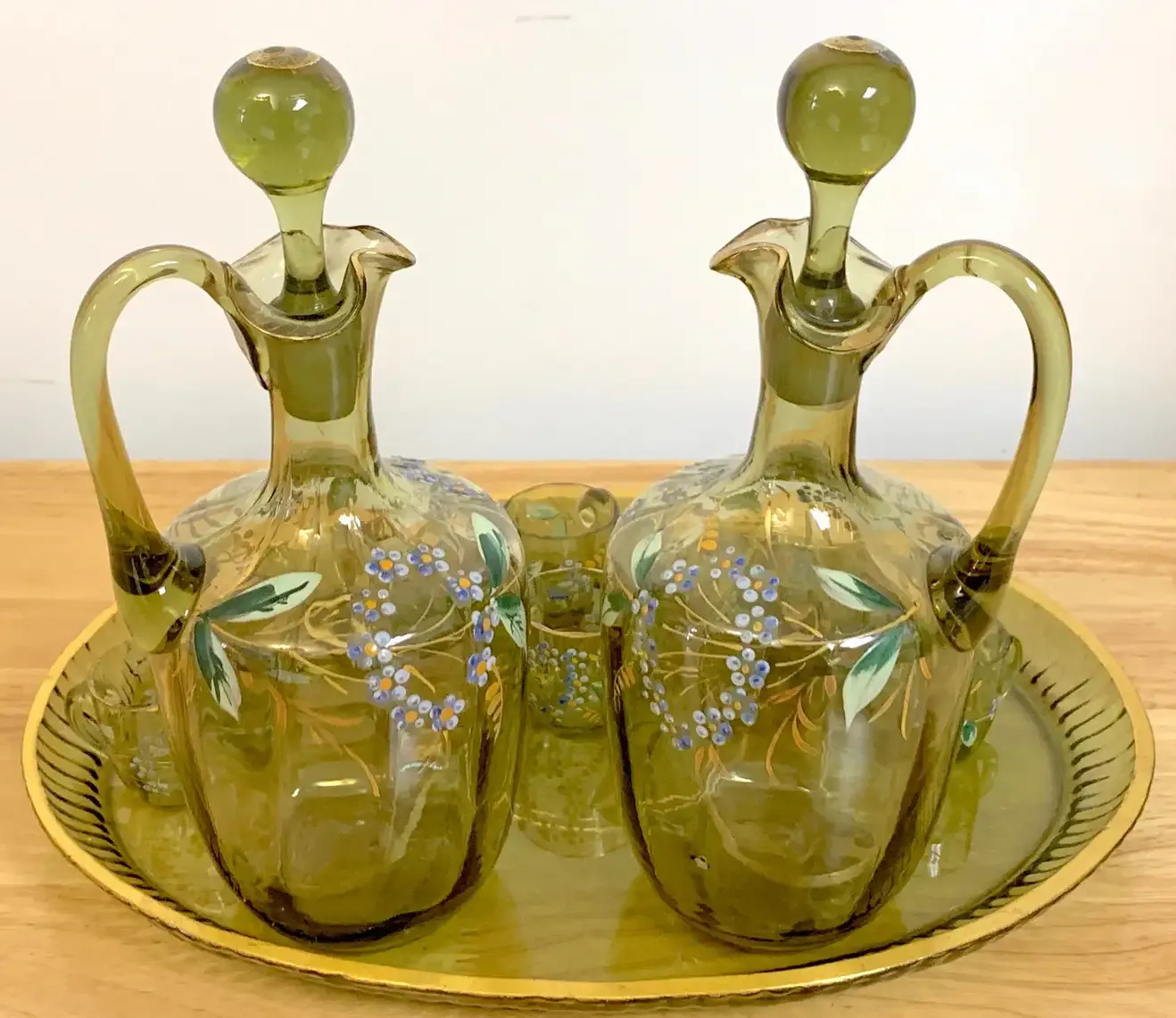 オーストリアビミエ工房アンティークグラス 19th Century Moser Aesthetic Enameled Cordial/ Liquor Set - Set of 15