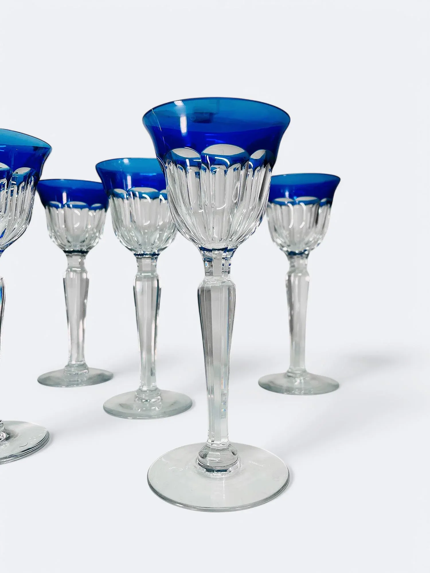 Wicker Storage Set, 1920s, Set of 2Crystal Champagne Glasses from Val Saint Lambert, Set of 6