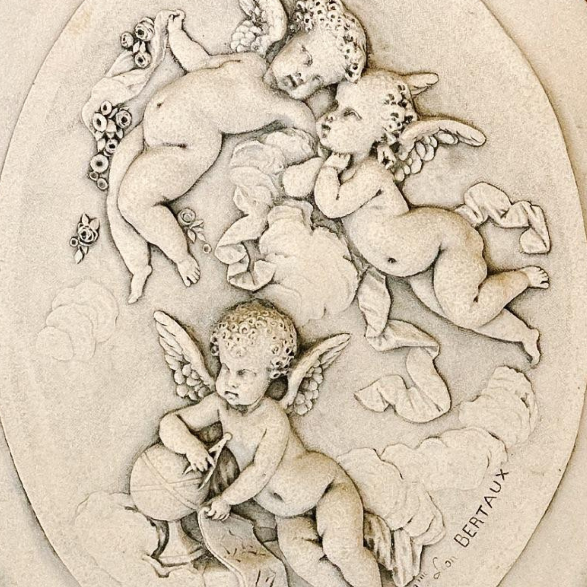 Early 20th Century French Wall Plaque With Winged Cherubs by