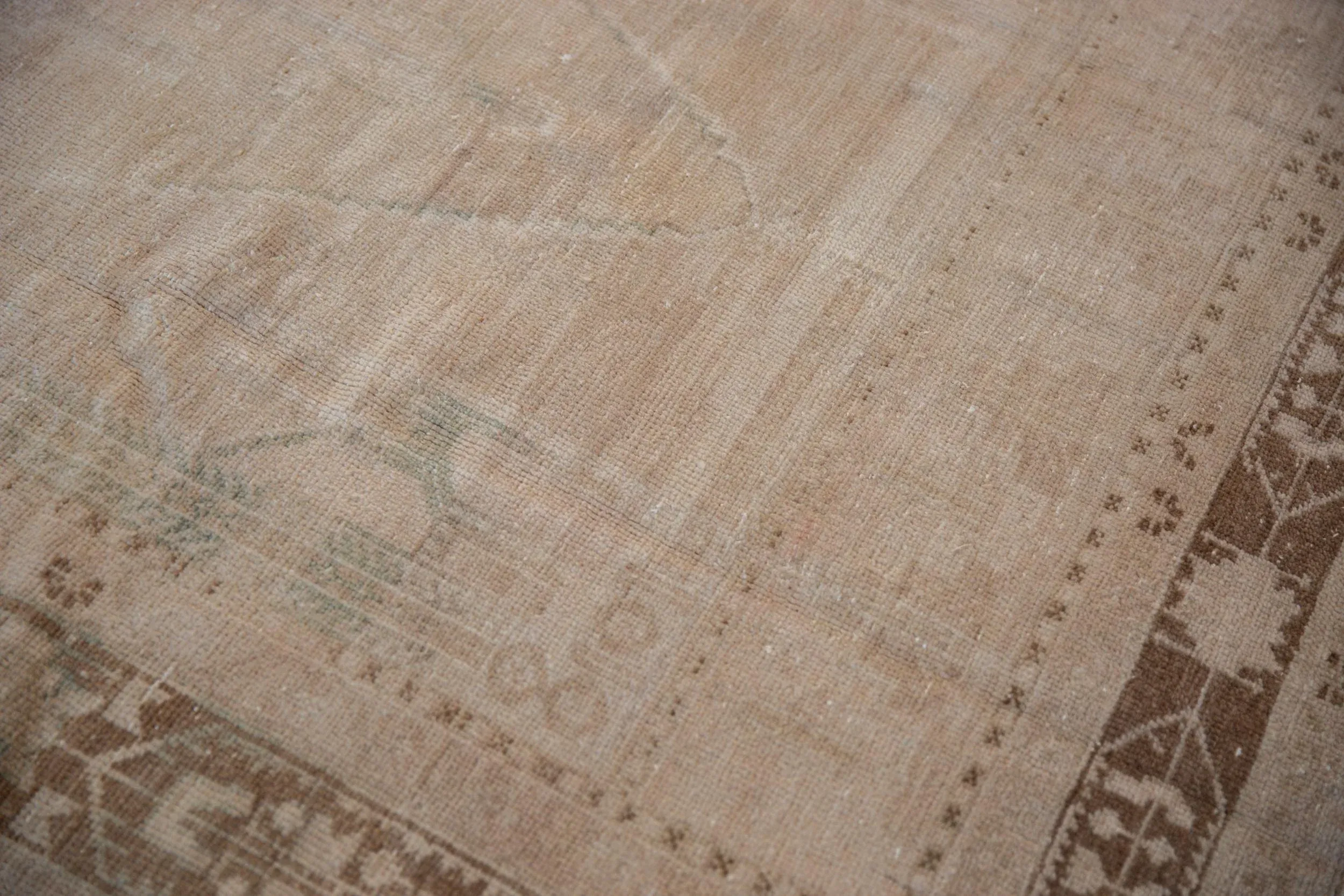 Vintage Distressed Oushak Rug - 4\'11\