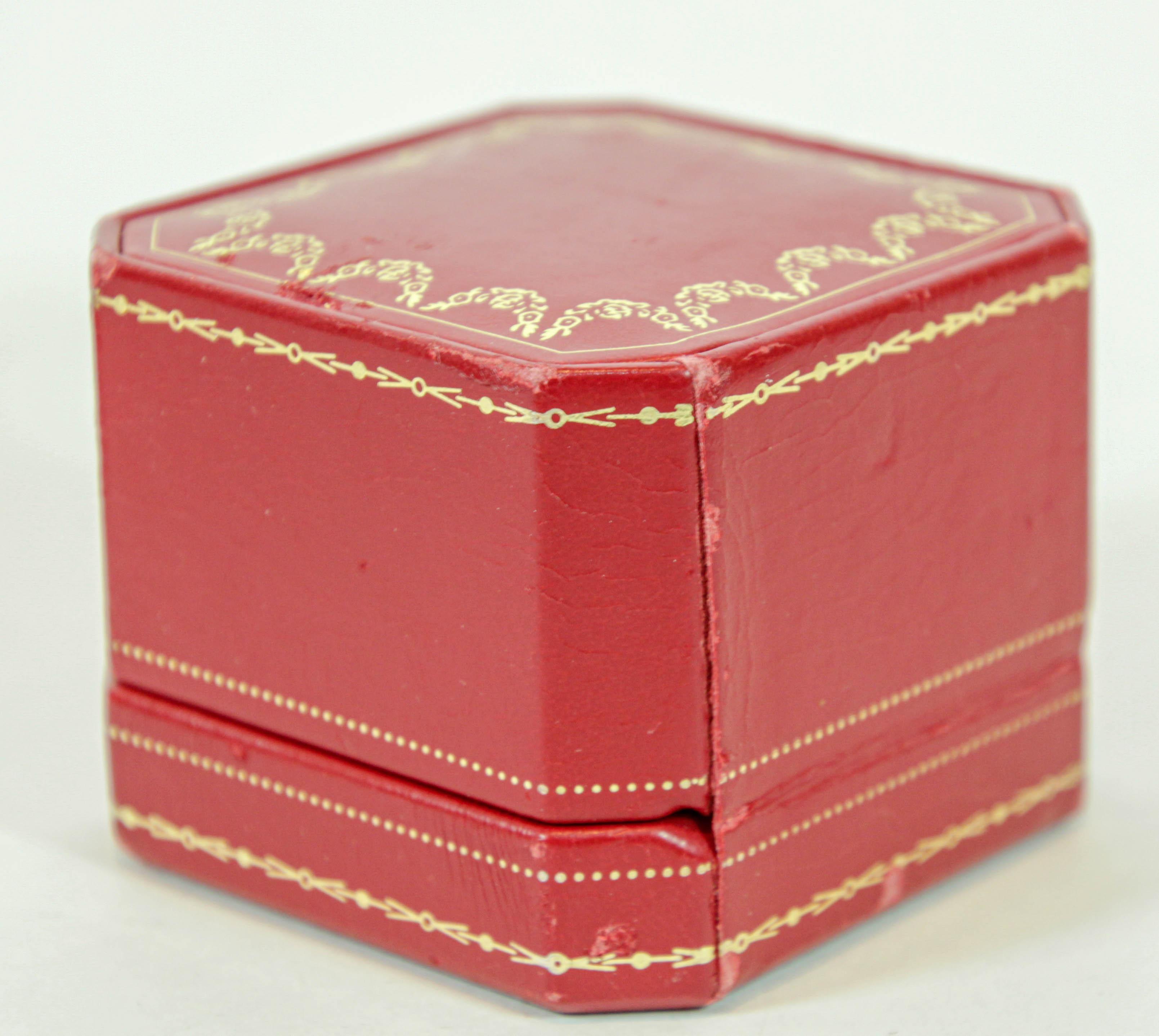 【まとめ売り】 Cartier コレクションボックス 赤 Cartier Red Gift Box w/ Gold “Cartier” & Ribbon 7