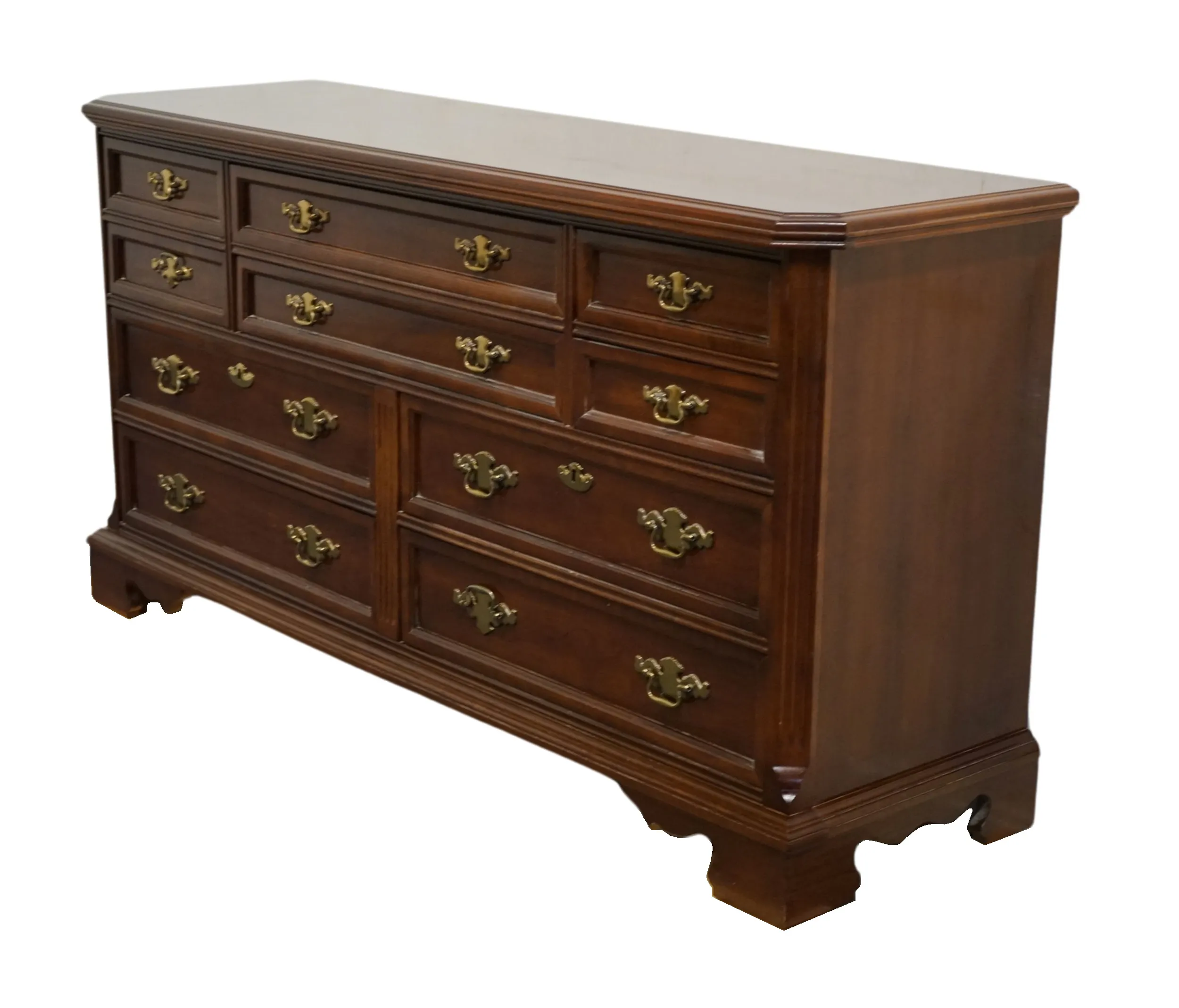 Bassett Furniture Eden House Collection Solid Cherry Traditional Style 50\"  Double Dresser 2072-237