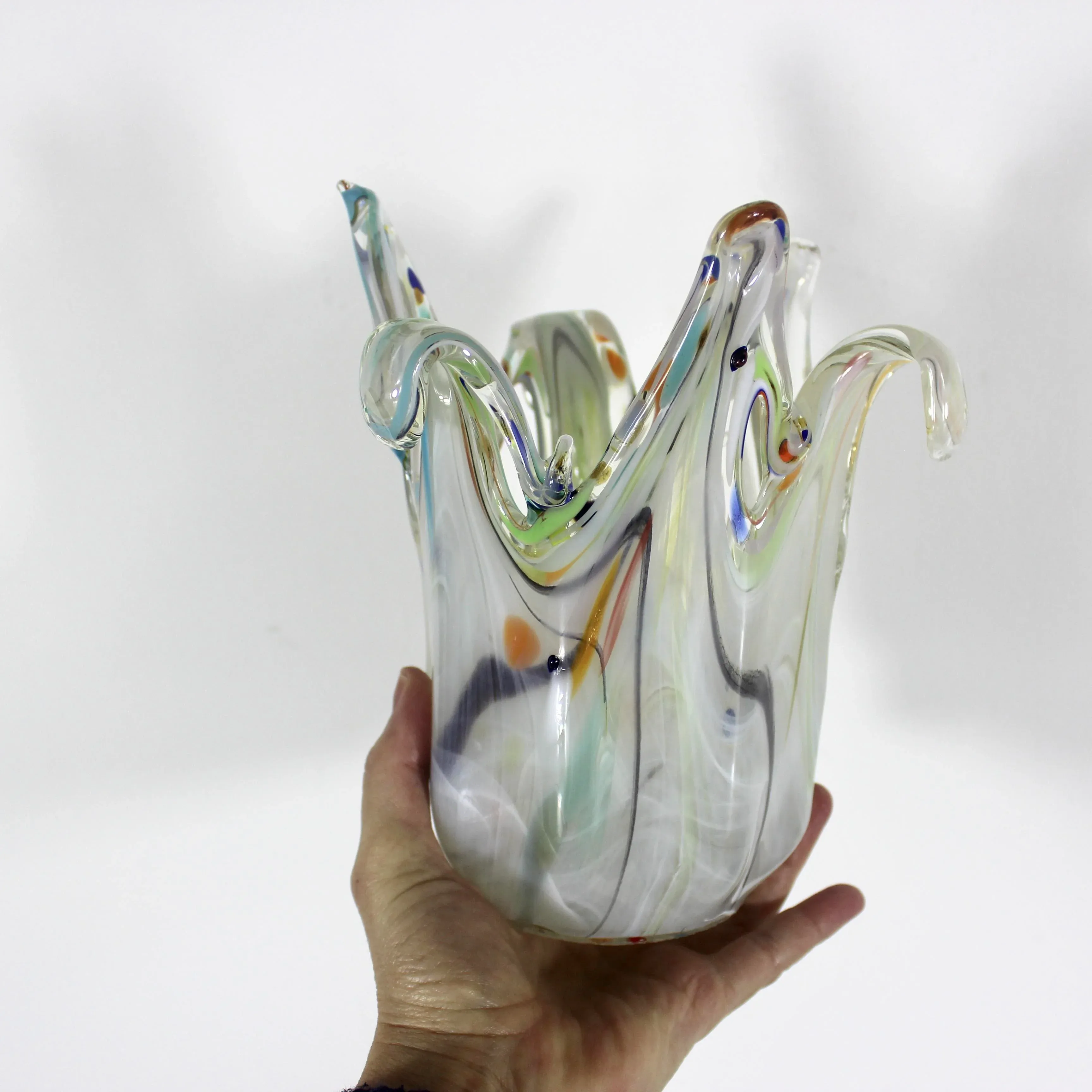Mid 20th Century Colorful Murano Art Glass Vase Bowl in Handkerchief or Splash Shape Hand Blown main image 2