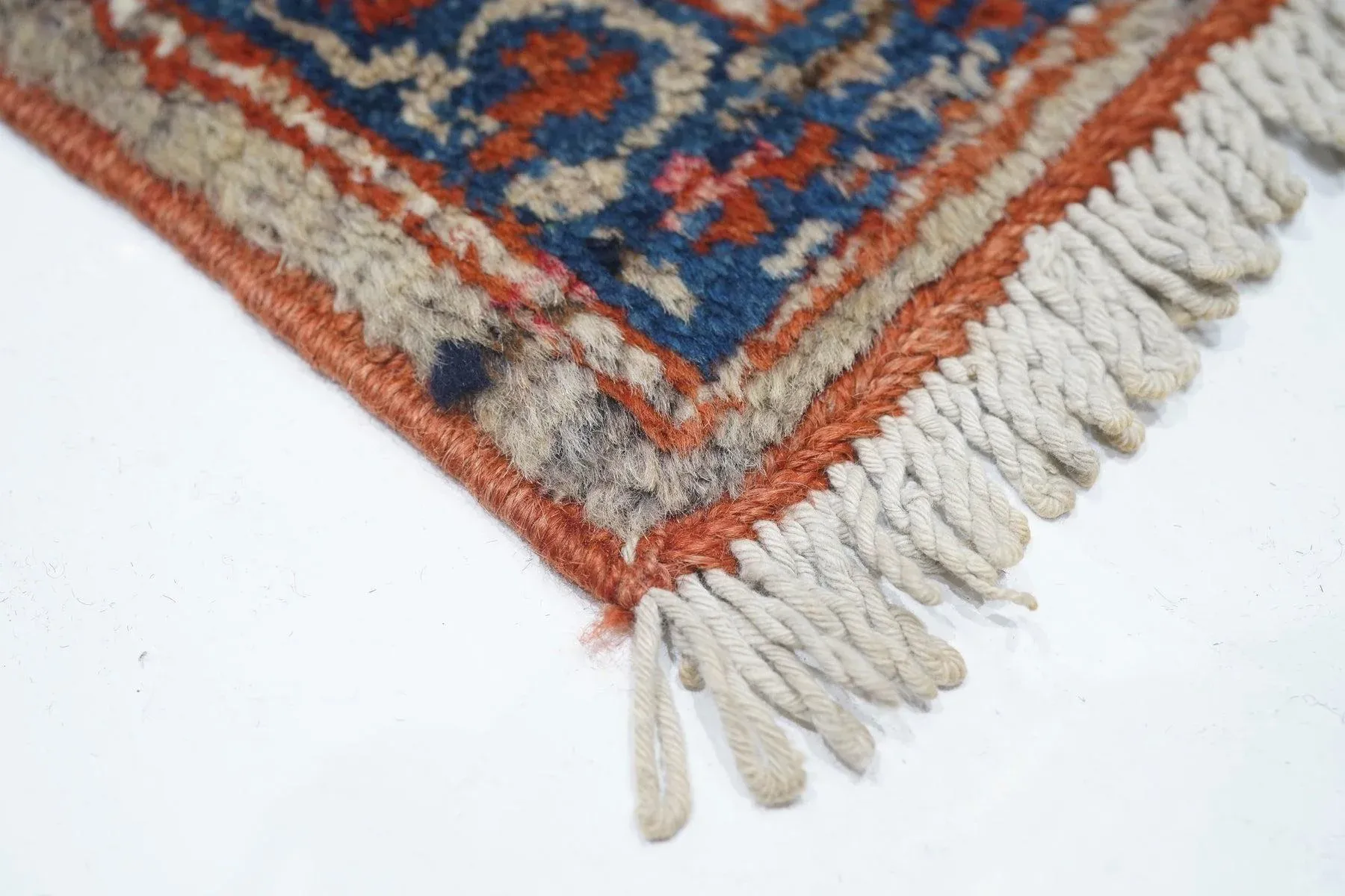 Antique Karajeh Weave Rug 4\'5\'\' x 7\'5\'\'