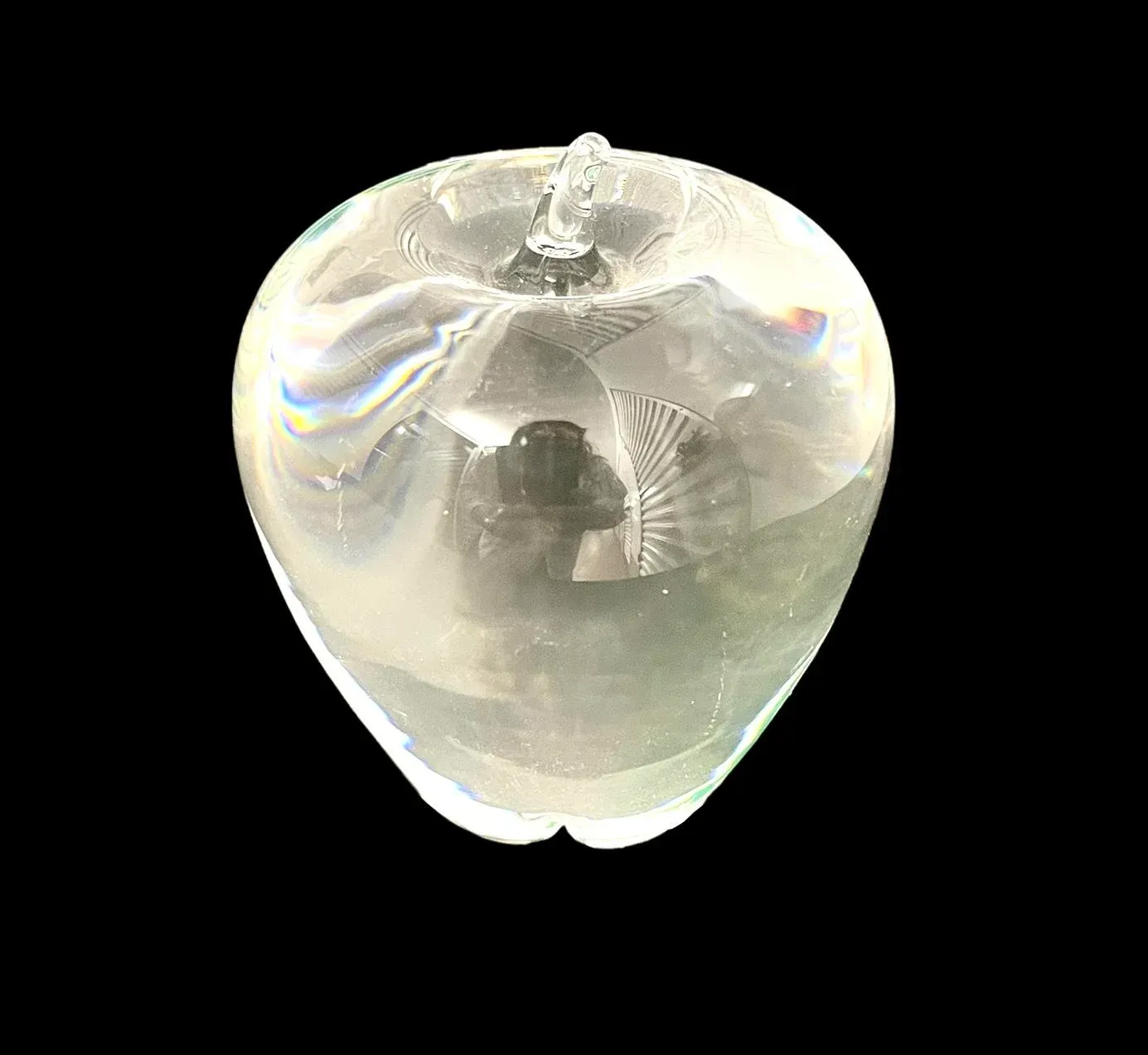 スチューベン　STEUBEN apple Late 20th Century Steuben Glass Apple | Chairish