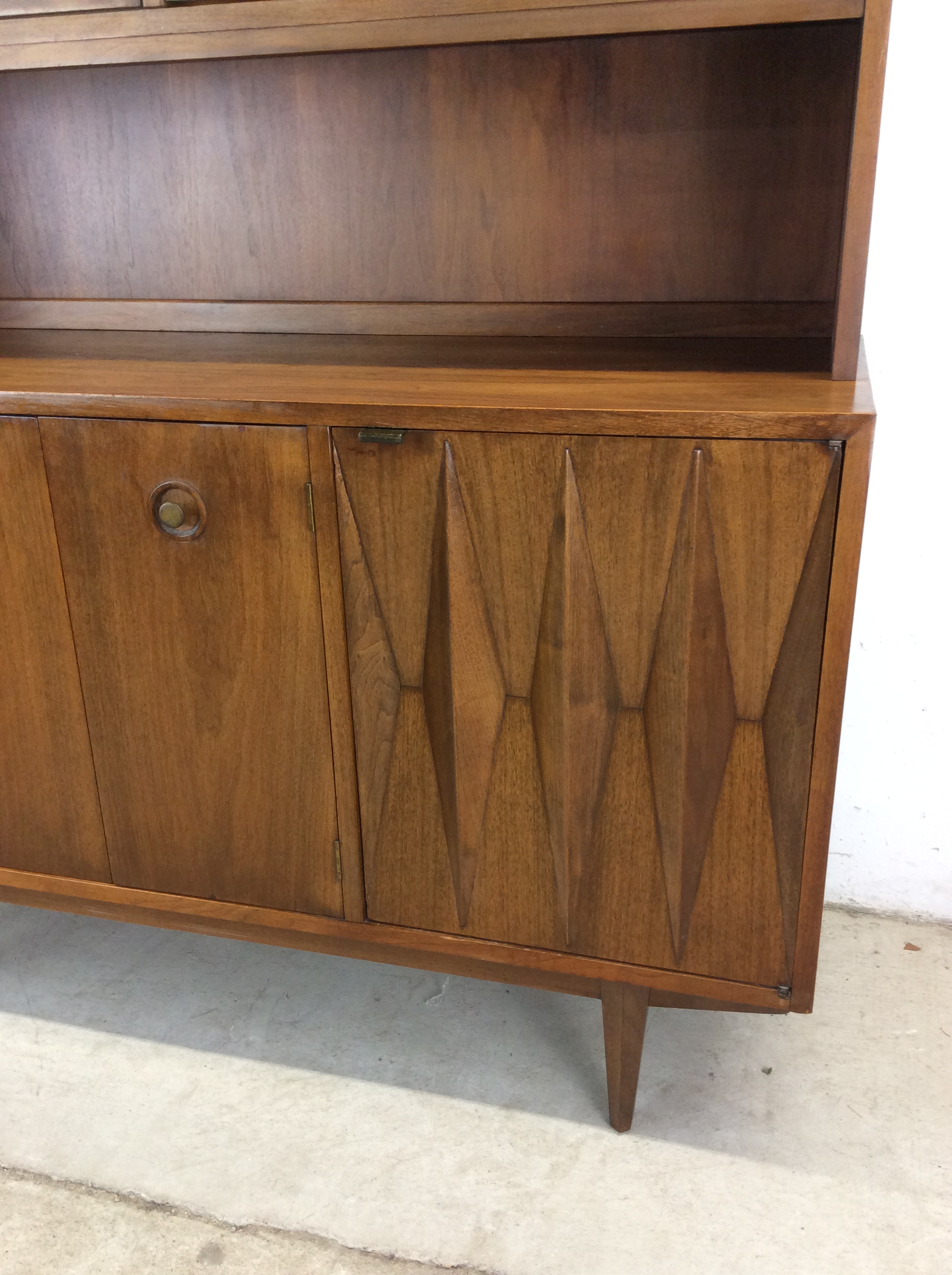 midcentury額 Mid Century Modern 2pc China Cabinet by Albert Parvin for
